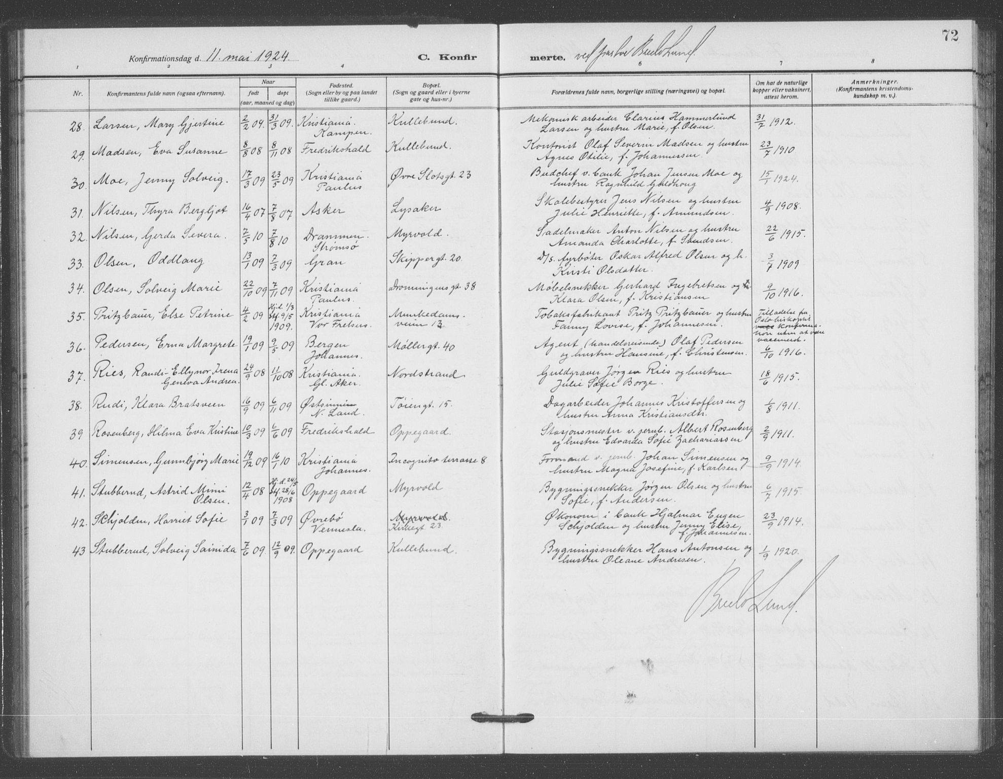 Oslo domkirke Kirkebøker, AV/SAO-A-10752/F/Fa/L0031: Parish register (official) no. 31, 1918-1941, p. 72