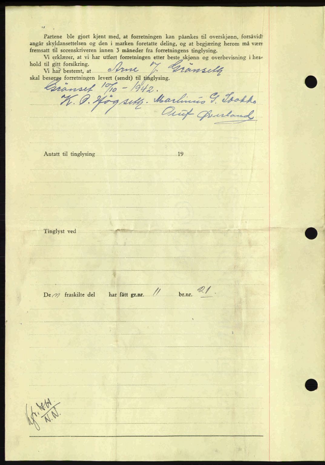 Nordmøre sorenskriveri, AV/SAT-A-4132/1/2/2Ca: Mortgage book no. A93, 1942-1942, Diary no: : 2762/1942