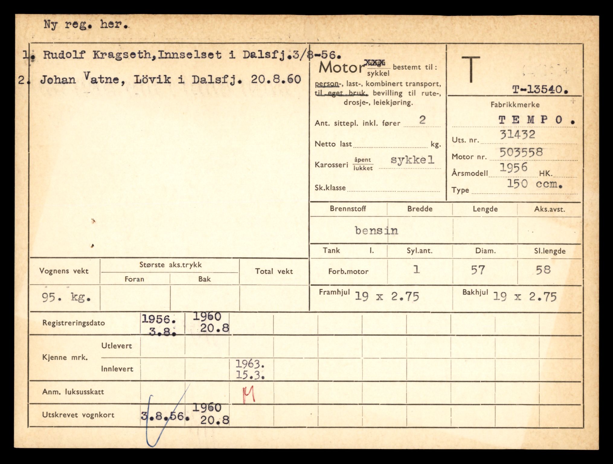 Møre og Romsdal vegkontor - Ålesund trafikkstasjon, AV/SAT-A-4099/F/Fe/L0040: Registreringskort for kjøretøy T 13531 - T 13709, 1927-1998, p. 200