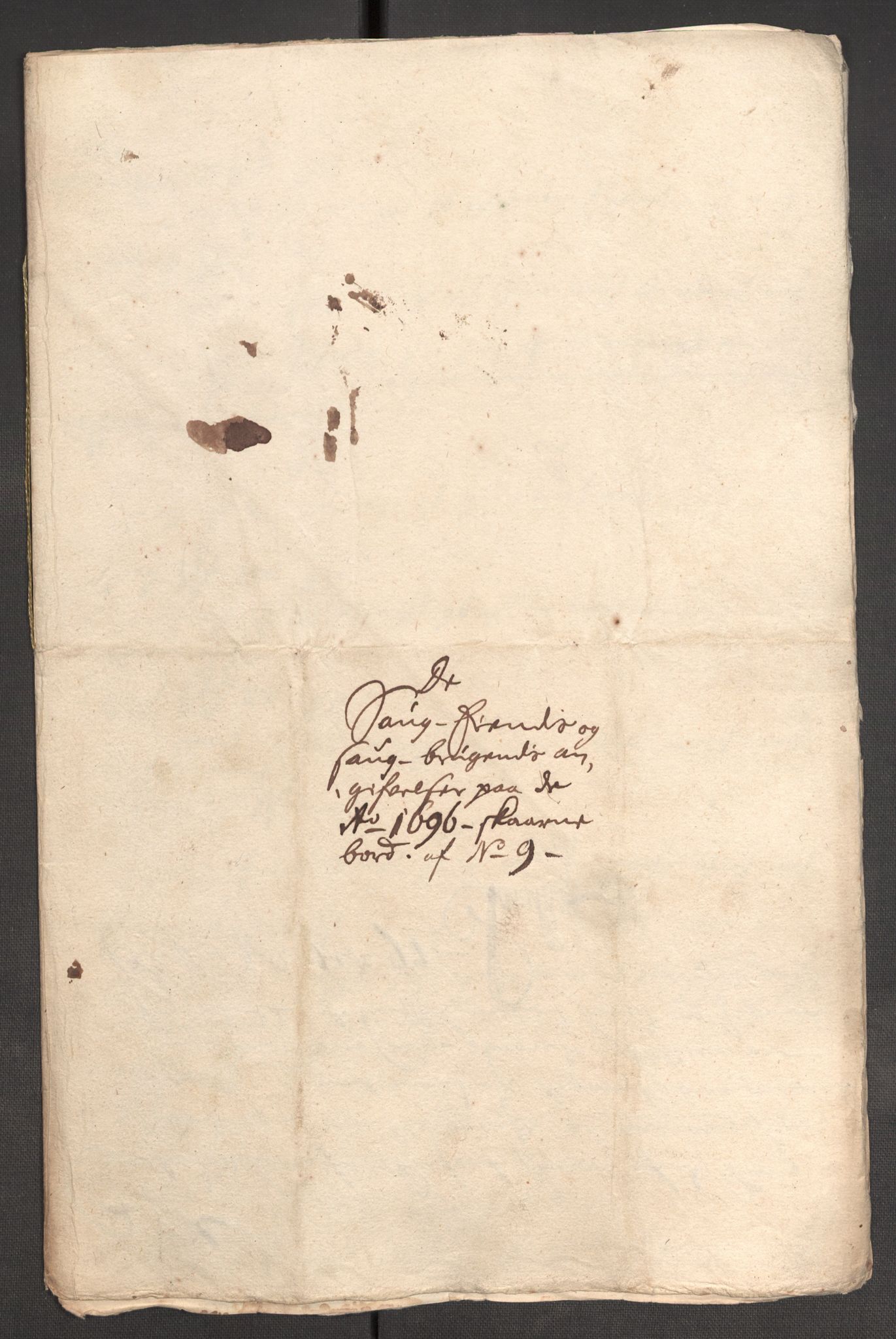 Rentekammeret inntil 1814, Reviderte regnskaper, Fogderegnskap, AV/RA-EA-4092/R52/L3309: Fogderegnskap Sogn, 1696-1697, p. 176