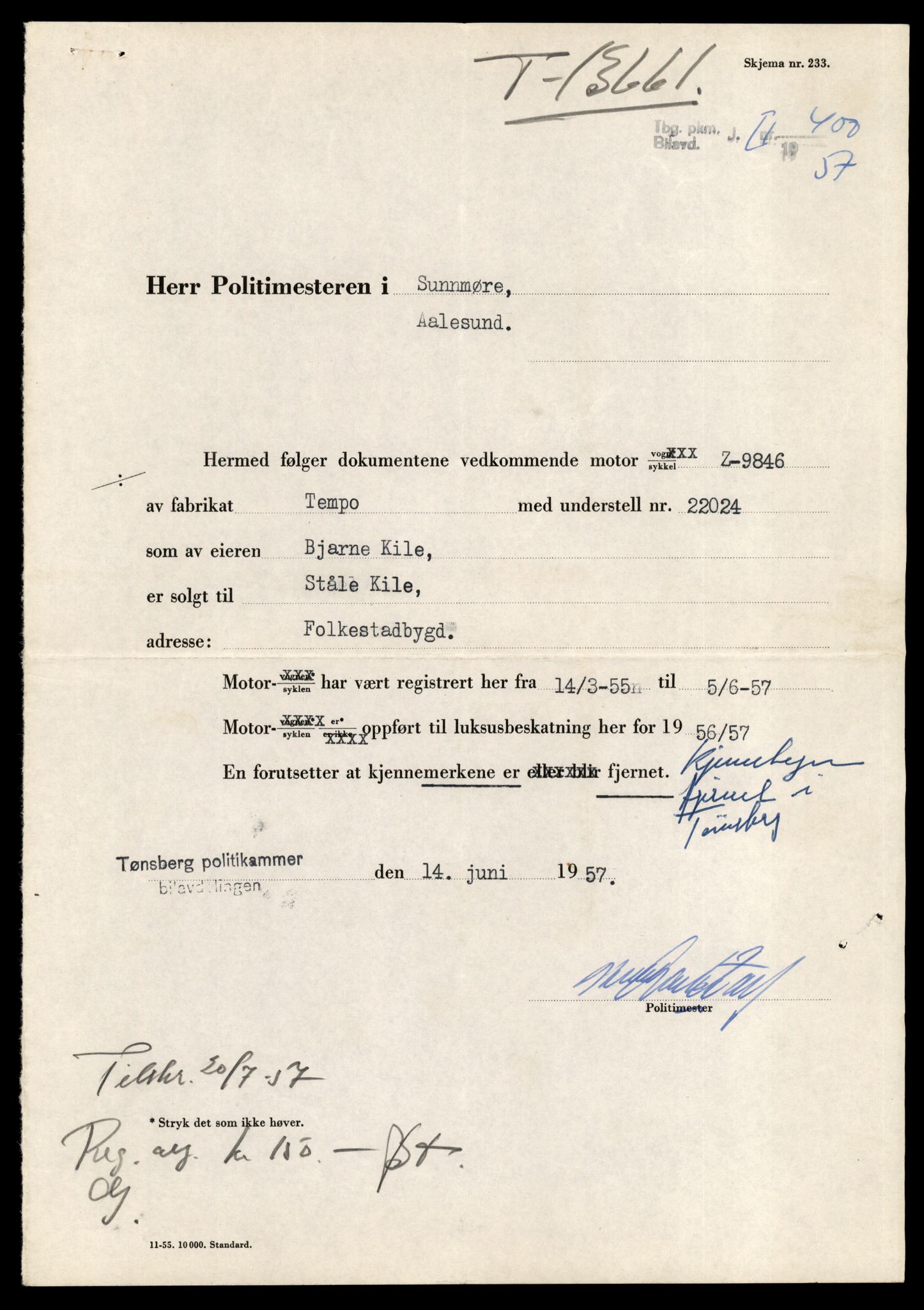 Møre og Romsdal vegkontor - Ålesund trafikkstasjon, AV/SAT-A-4099/F/Fe/L0040: Registreringskort for kjøretøy T 13531 - T 13709, 1927-1998, p. 2313