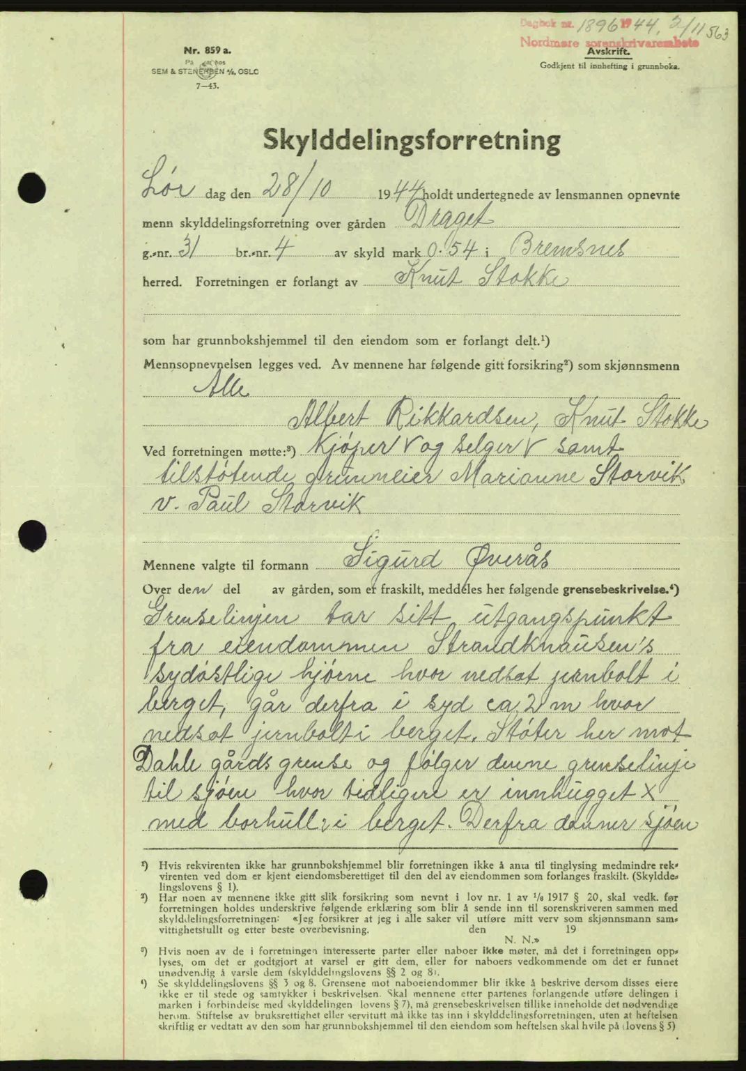 Nordmøre sorenskriveri, AV/SAT-A-4132/1/2/2Ca: Mortgage book no. A98, 1944-1944, Diary no: : 1896/1944