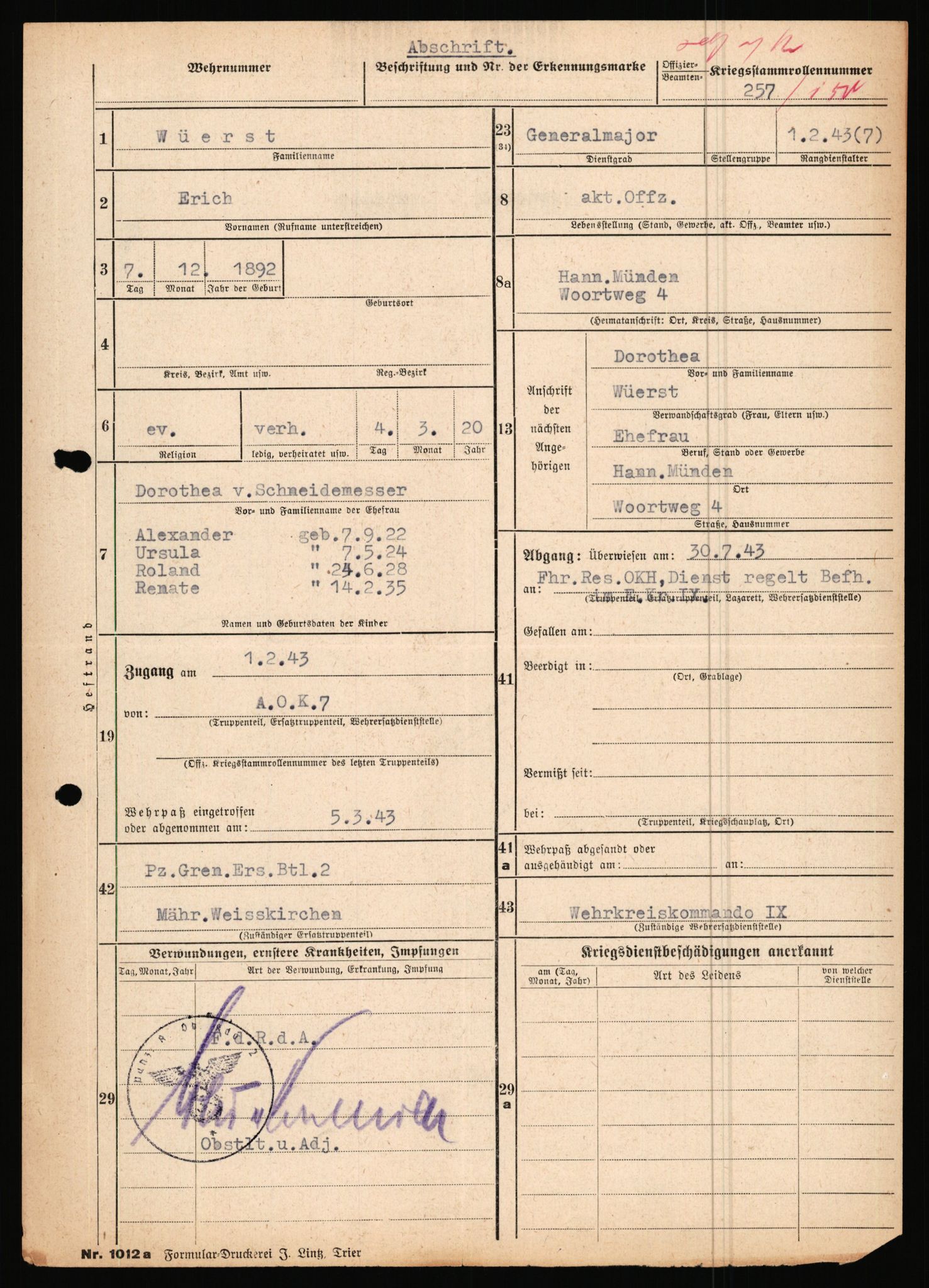 Forsvarets Overkommando. 2 kontor. Arkiv 11.4. Spredte tyske arkivsaker, AV/RA-RAFA-7031/D/Dar/Dara/L0019: Personalbøker og diverse, 1940-1945, p. 528