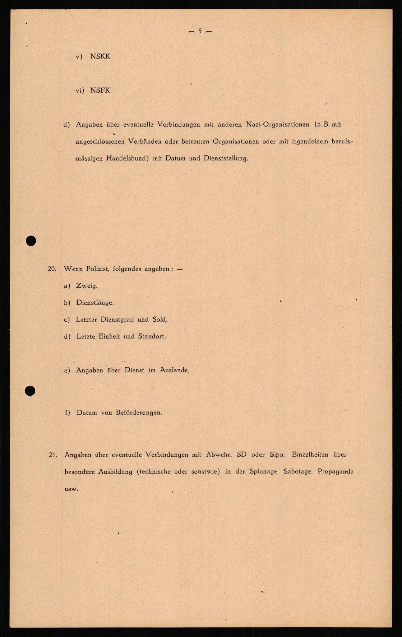 Forsvaret, Forsvarets overkommando II, RA/RAFA-3915/D/Db/L0014: CI Questionaires. Tyske okkupasjonsstyrker i Norge. Tyskere., 1945-1946, p. 430