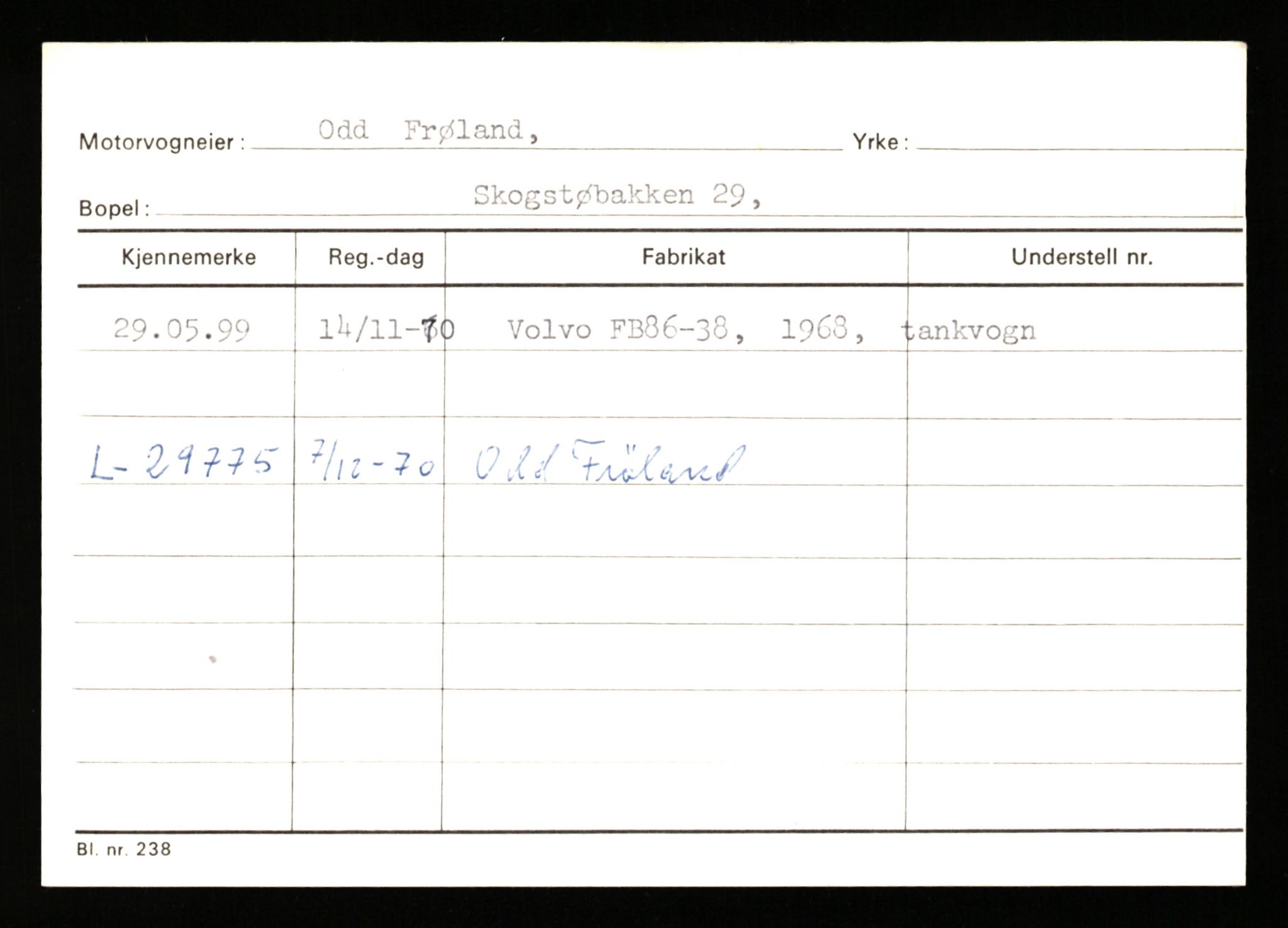 Stavanger trafikkstasjon, SAST/A-101942/0/G/L0011: Registreringsnummer: 240000 - 363477, 1930-1971, p. 1181