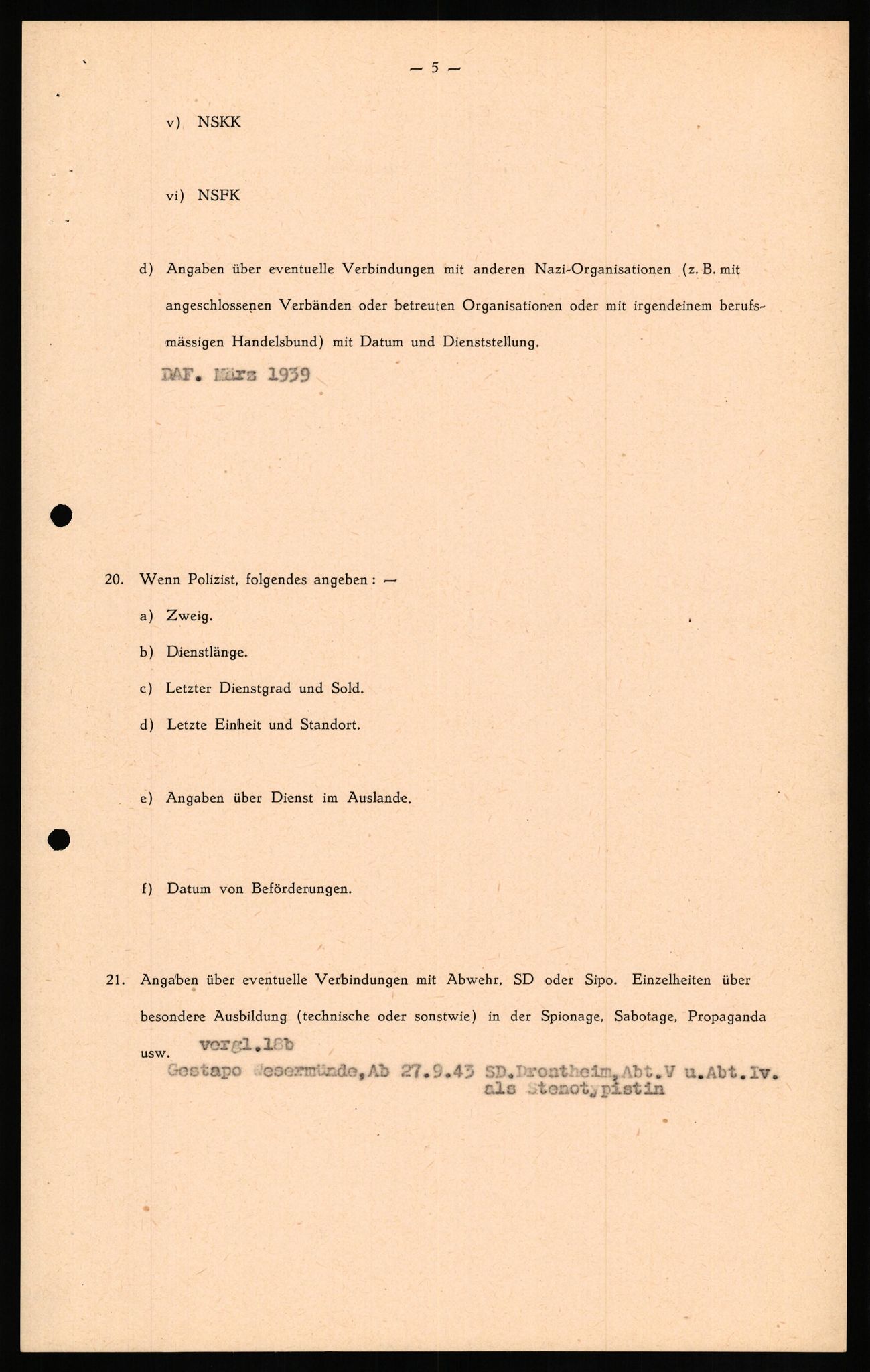 Forsvaret, Forsvarets overkommando II, RA/RAFA-3915/D/Db/L0022: CI Questionaires. Tyske okkupasjonsstyrker i Norge. Tyskere., 1945-1946, p. 104