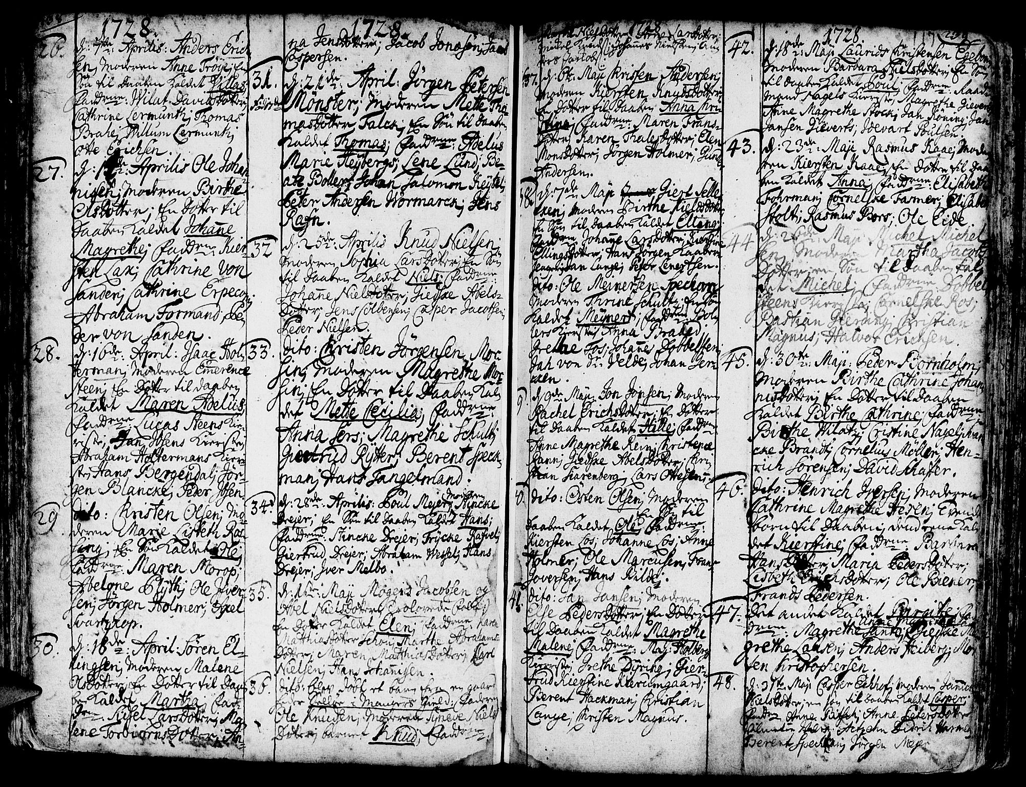 Nykirken Sokneprestembete, AV/SAB-A-77101/H/Haa/L0003: Parish register (official) no. A 3, 1717-1764, p. 117