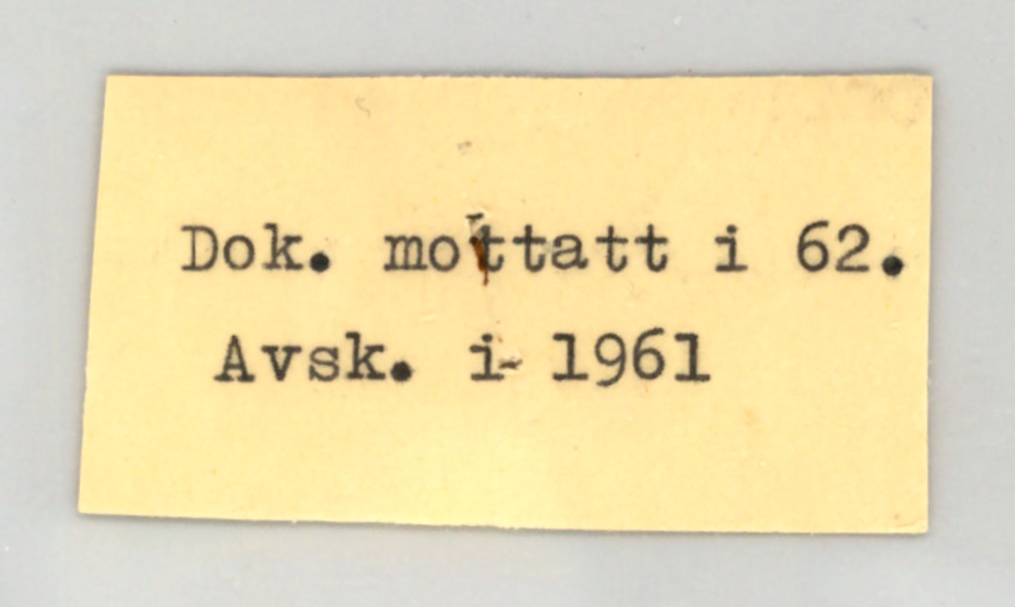 Møre og Romsdal vegkontor - Ålesund trafikkstasjon, SAT/A-4099/F/Fe/L0017: Registreringskort for kjøretøy T 1985 - T 10090, 1927-1998, p. 1019