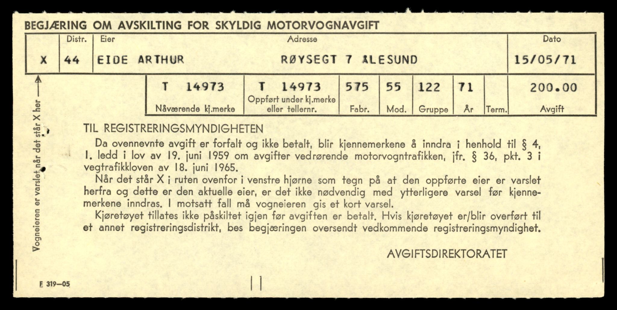 Møre og Romsdal vegkontor - Ålesund trafikkstasjon, AV/SAT-A-4099/F/Fe/L0049: Registreringskort for kjøretøy T 14864 - T 18613, 1927-1998, p. 2577