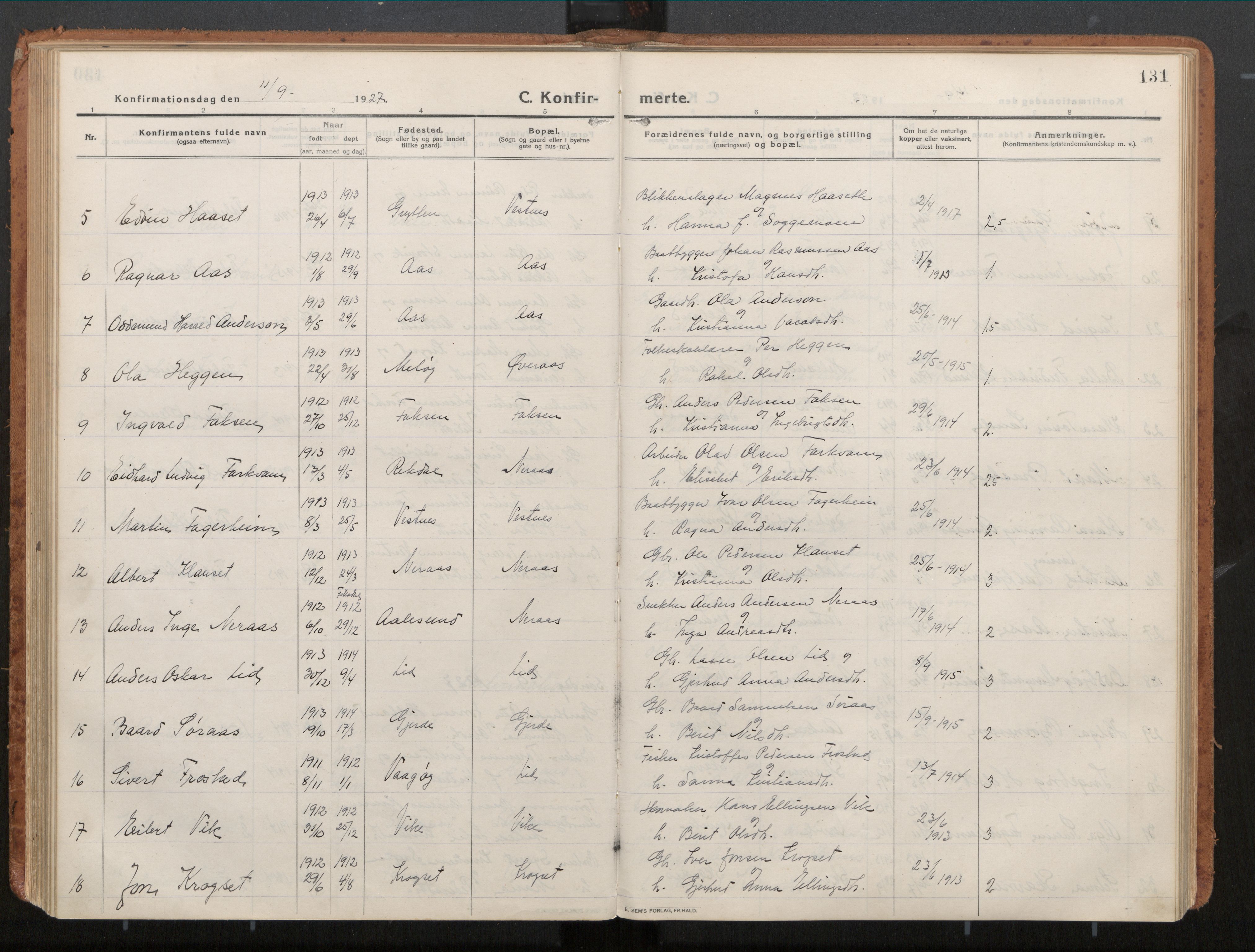 Ministerialprotokoller, klokkerbøker og fødselsregistre - Møre og Romsdal, AV/SAT-A-1454/539/L0534a: Parish register (official) no. 539A08, 1912-1935, p. 131