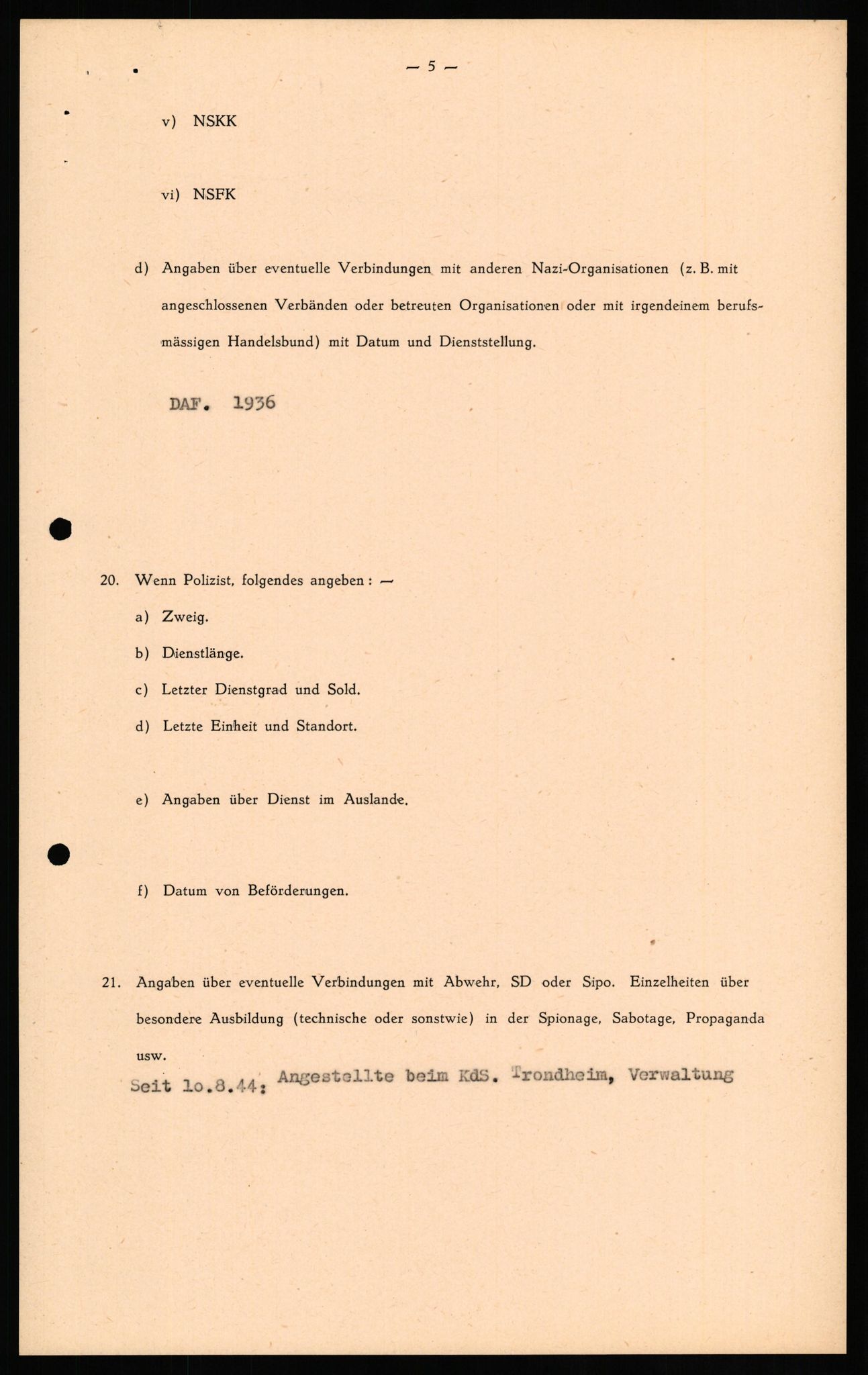 Forsvaret, Forsvarets overkommando II, AV/RA-RAFA-3915/D/Db/L0026: CI Questionaires. Tyske okkupasjonsstyrker i Norge. Tyskere., 1945-1946, p. 295