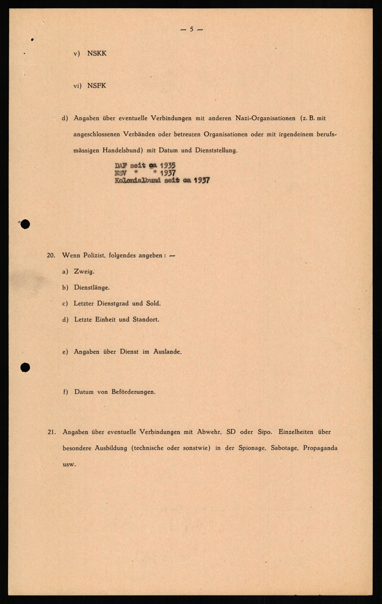 Forsvaret, Forsvarets overkommando II, AV/RA-RAFA-3915/D/Db/L0013: CI Questionaires. Tyske okkupasjonsstyrker i Norge. Tyskere., 1945-1946, p. 137