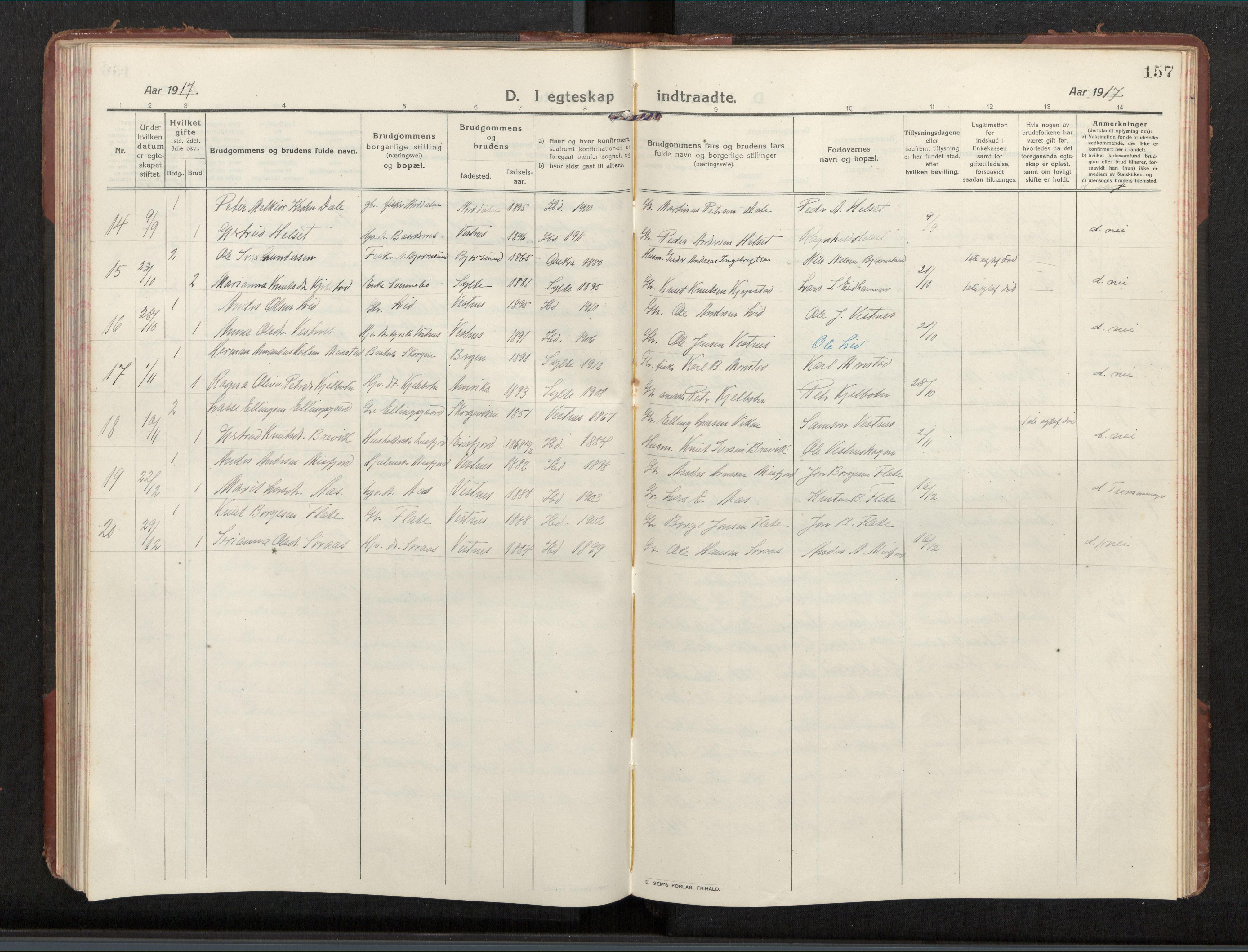 Ministerialprotokoller, klokkerbøker og fødselsregistre - Møre og Romsdal, AV/SAT-A-1454/539/L0536a: Parish register (copy) no. 539C03, 1912-1936, p. 157