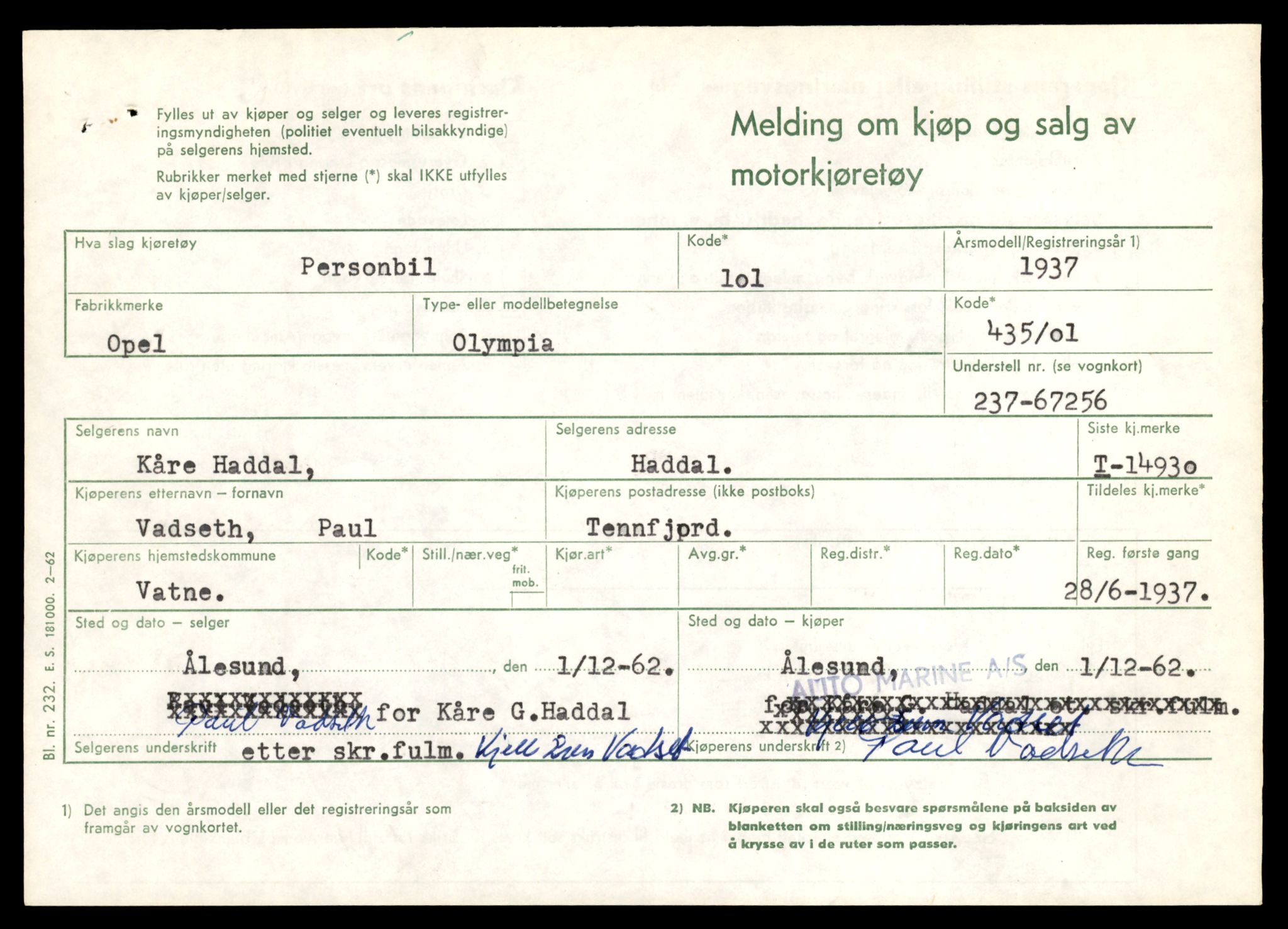 Møre og Romsdal vegkontor - Ålesund trafikkstasjon, AV/SAT-A-4099/F/Fe/L0049: Registreringskort for kjøretøy T 14864 - T 18613, 1927-1998, p. 1553