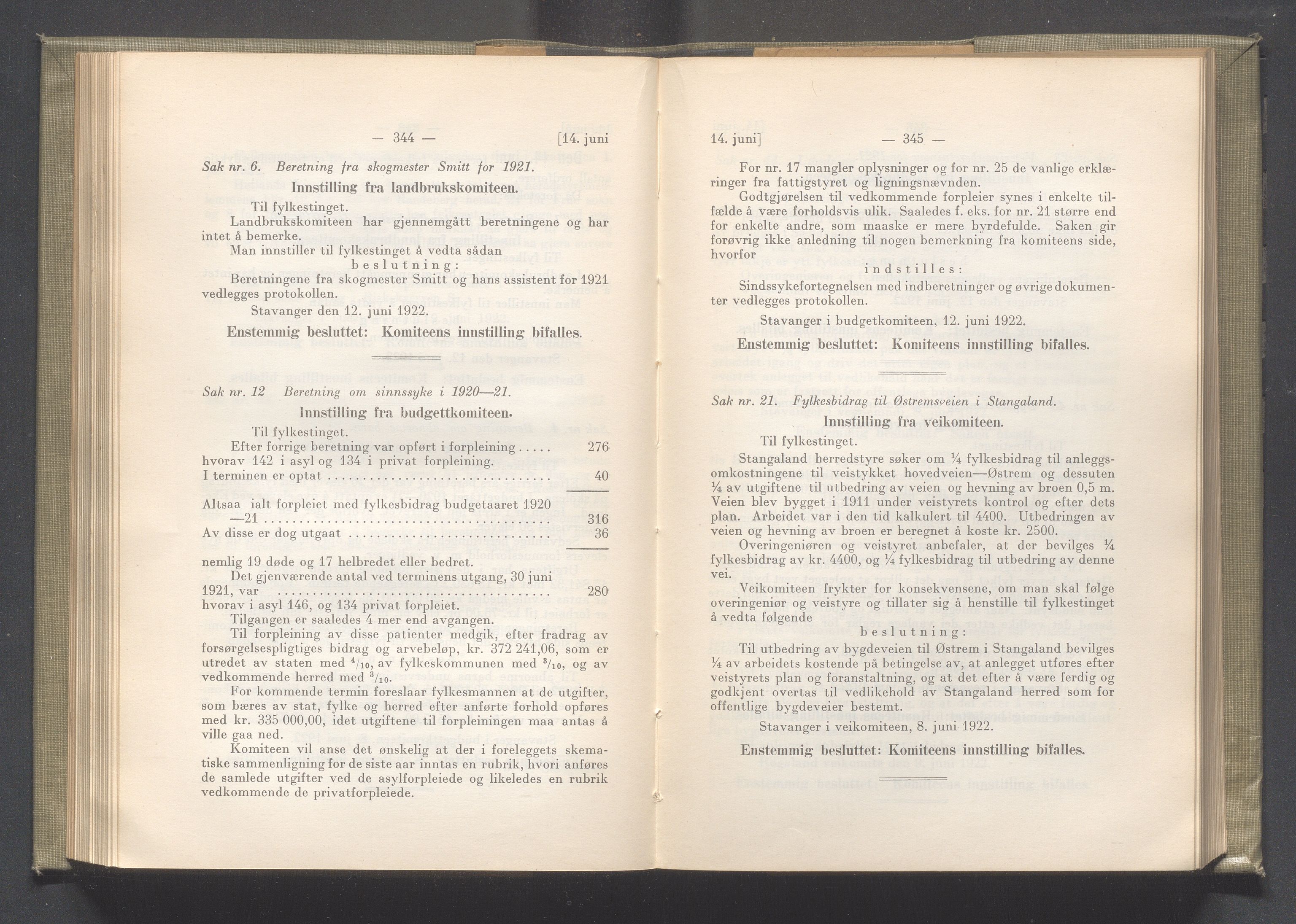 Rogaland fylkeskommune - Fylkesrådmannen , IKAR/A-900/A/Aa/Aaa/L0041: Møtebok , 1922, p. 344-345