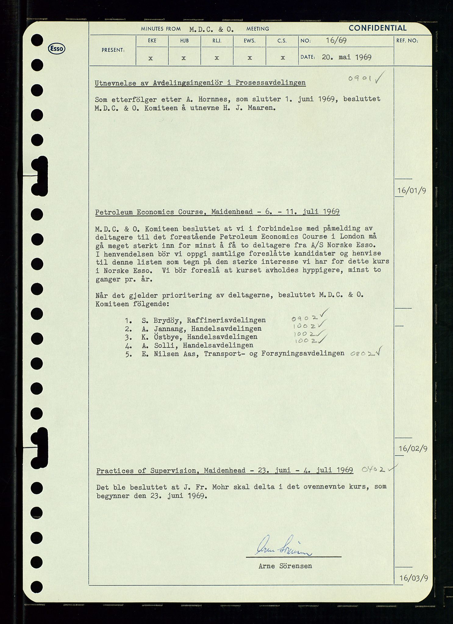 Pa 0982 - Esso Norge A/S, AV/SAST-A-100448/A/Aa/L0003/0001: Den administrerende direksjon Board minutes (styrereferater) og Bedriftforsamlingsprotokoll / Den administrerende direksjon Board minutes (styrereferater), 1969, p. 153