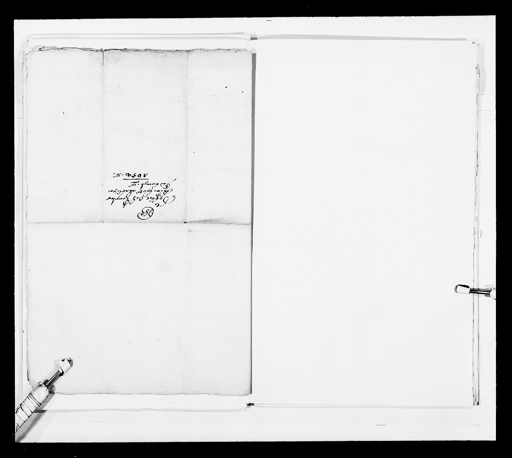 Stattholderembetet 1572-1771, RA/EA-2870/Ek/L0030/0001: Jordebøker 1633-1658: / Kirke- og prestebolsgods i Akershus len, 1654, p. 239