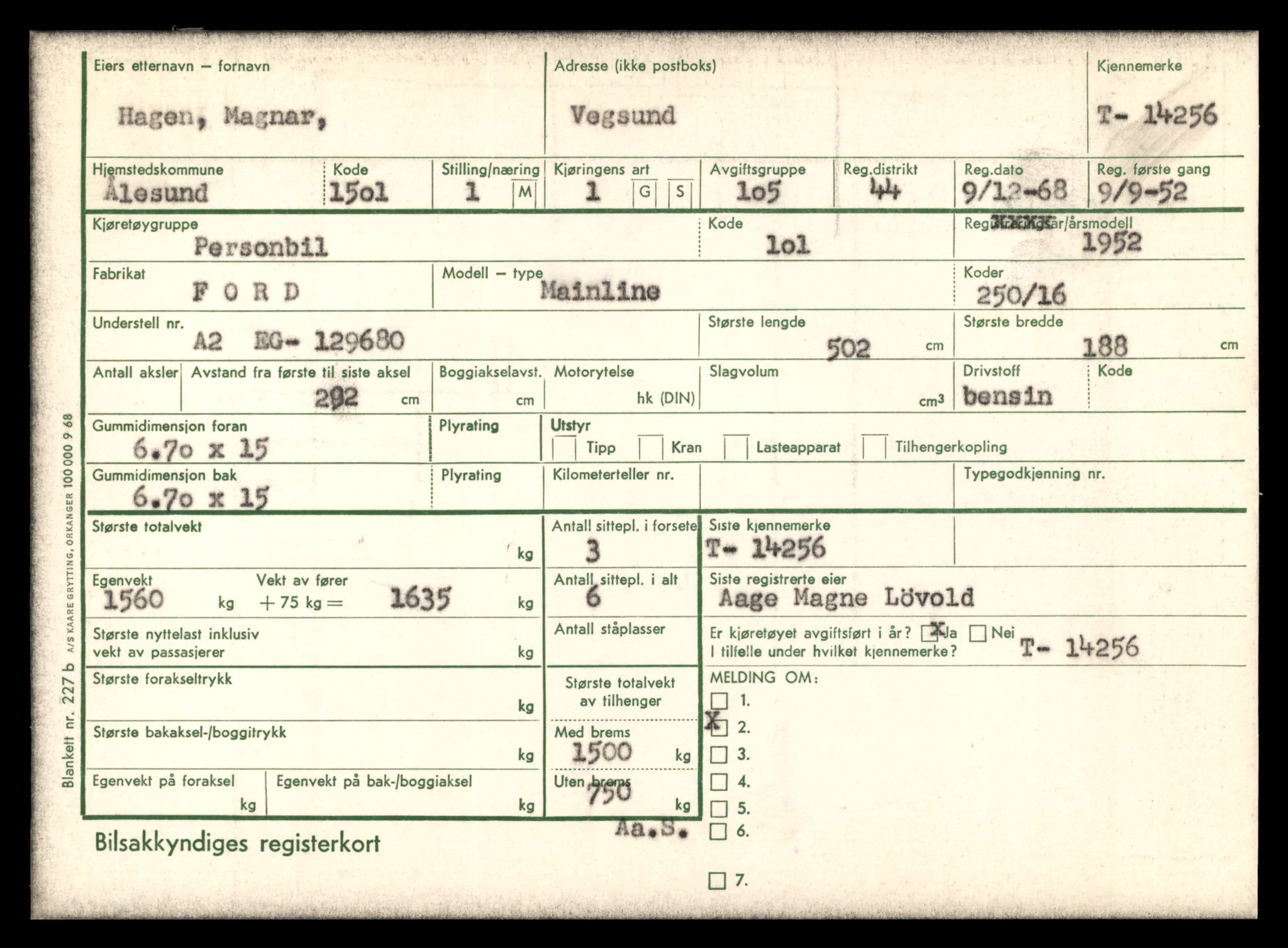 Møre og Romsdal vegkontor - Ålesund trafikkstasjon, AV/SAT-A-4099/F/Fe/L0044: Registreringskort for kjøretøy T 14205 - T 14319, 1927-1998, p. 1554