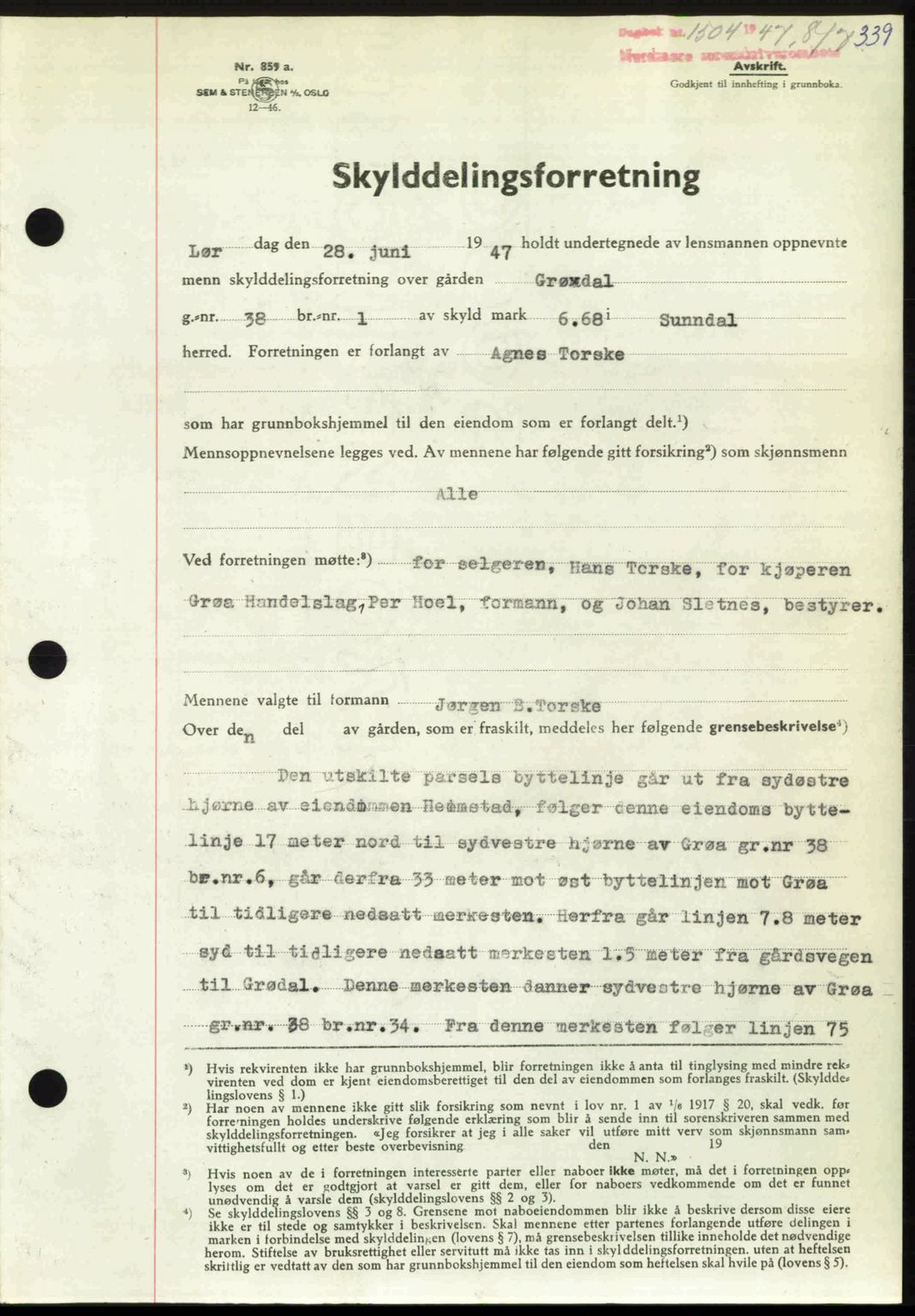 Nordmøre sorenskriveri, AV/SAT-A-4132/1/2/2Ca: Mortgage book no. A105, 1947-1947, Diary no: : 1504/1947