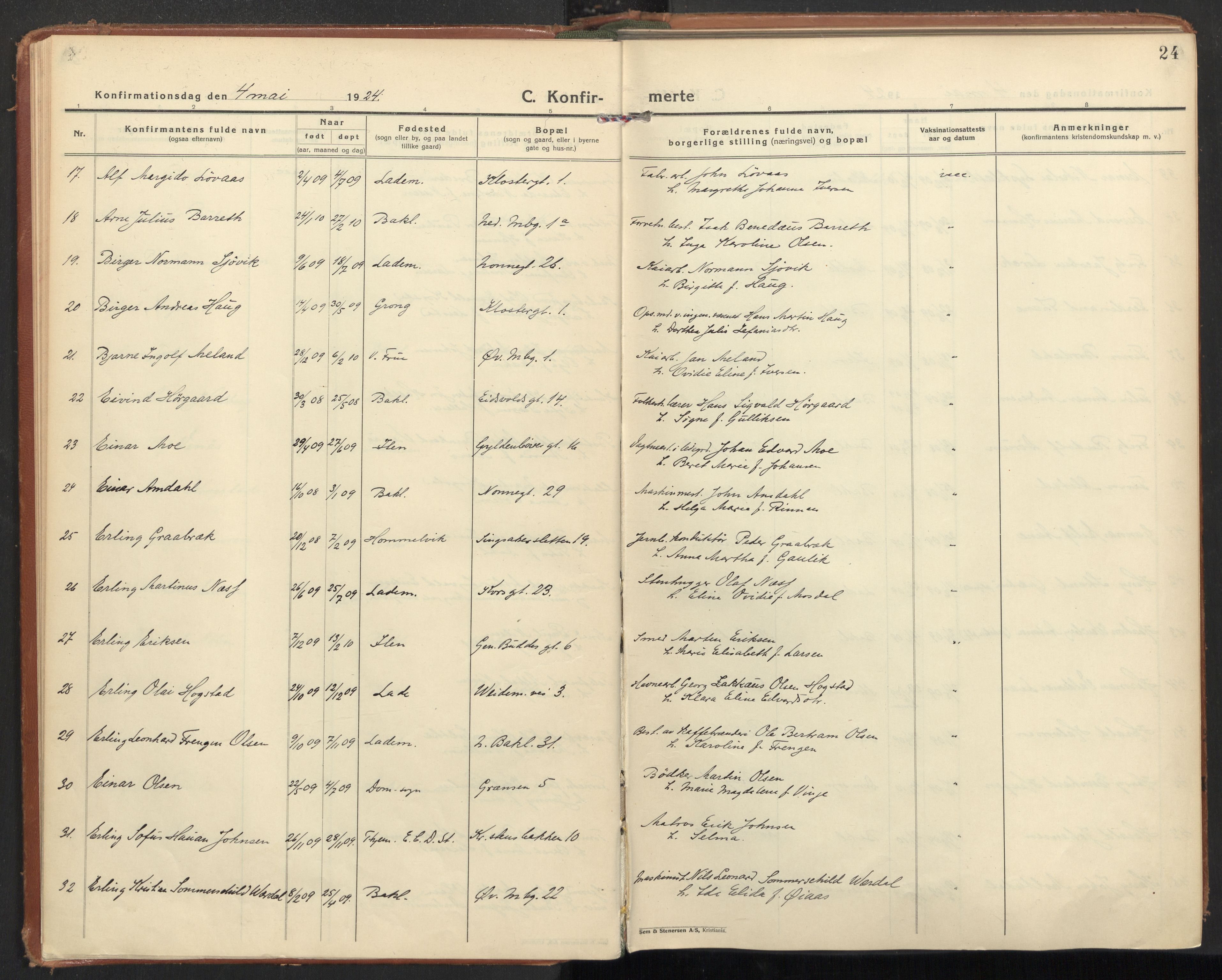 Ministerialprotokoller, klokkerbøker og fødselsregistre - Sør-Trøndelag, SAT/A-1456/604/L0208: Parish register (official) no. 604A28, 1923-1937, p. 24