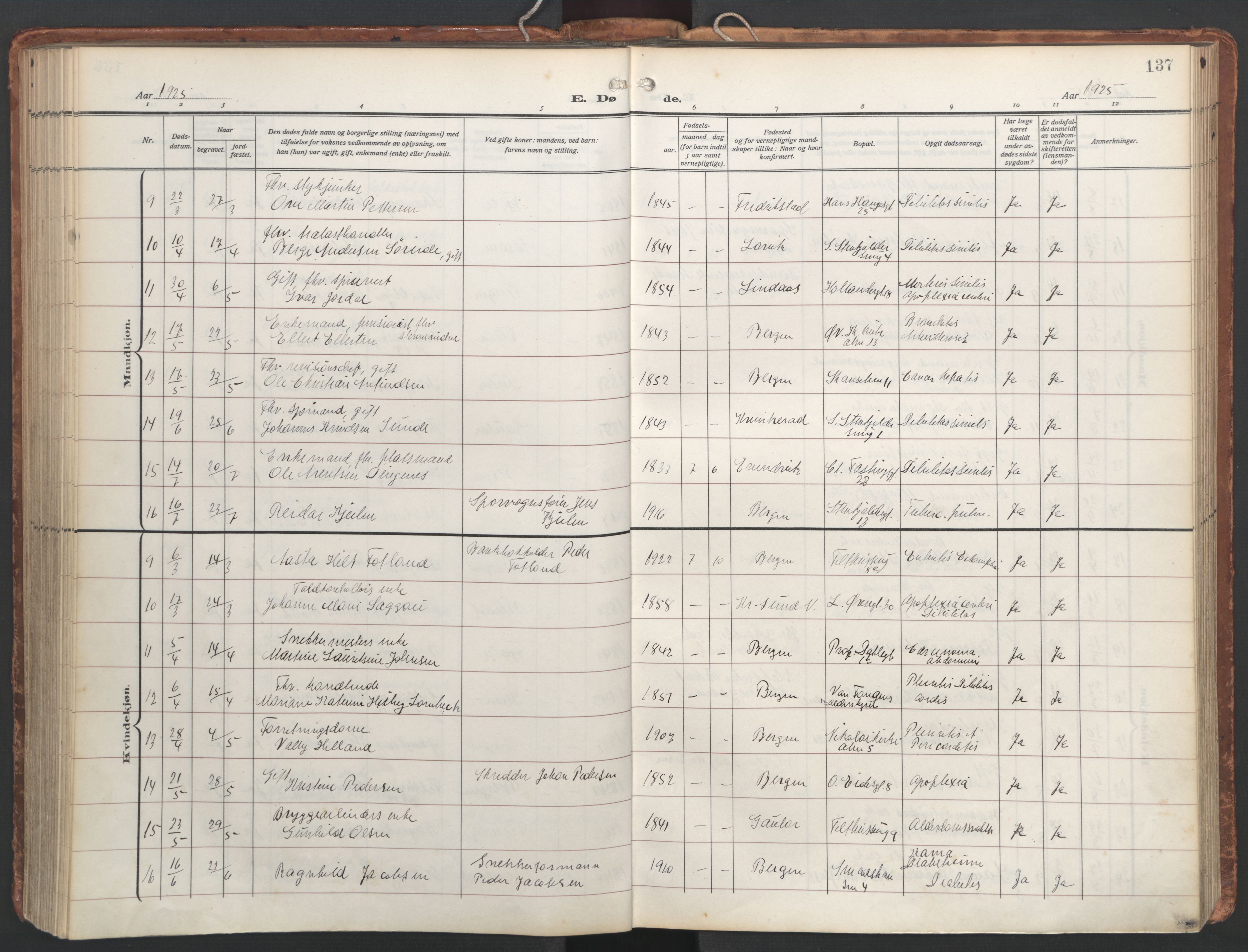 Korskirken sokneprestembete, AV/SAB-A-76101/H/Hab: Parish register (copy) no. E 5, 1910-1956, p. 136b-137a