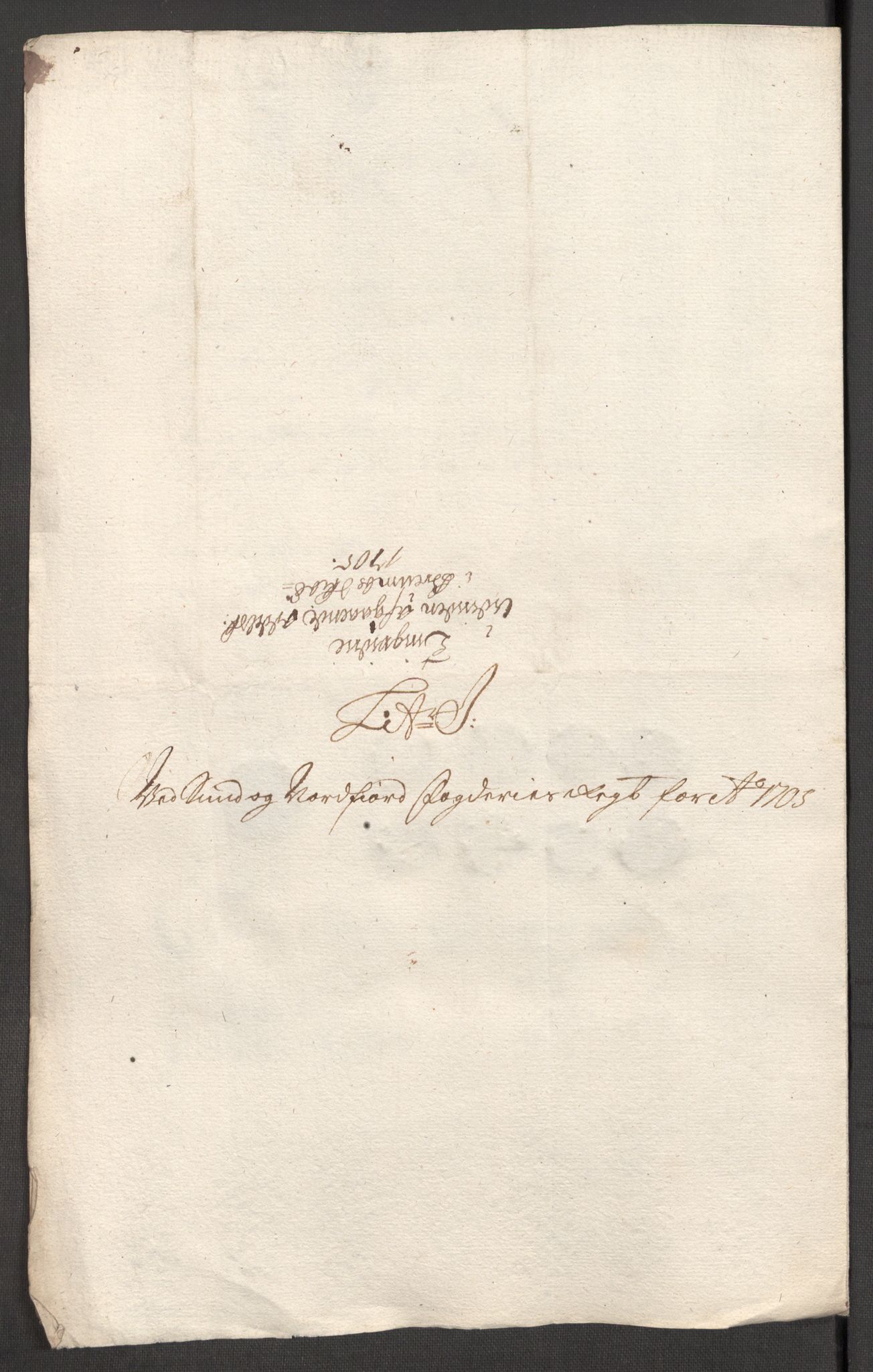 Rentekammeret inntil 1814, Reviderte regnskaper, Fogderegnskap, RA/EA-4092/R53/L3429: Fogderegnskap Sunn- og Nordfjord, 1705, p. 156