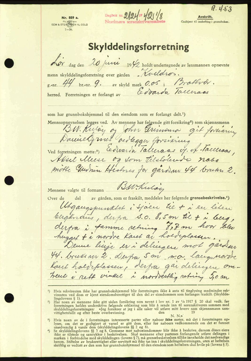 Nordmøre sorenskriveri, AV/SAT-A-4132/1/2/2Ca: Mortgage book no. A93, 1942-1942, Diary no: : 2124/1942