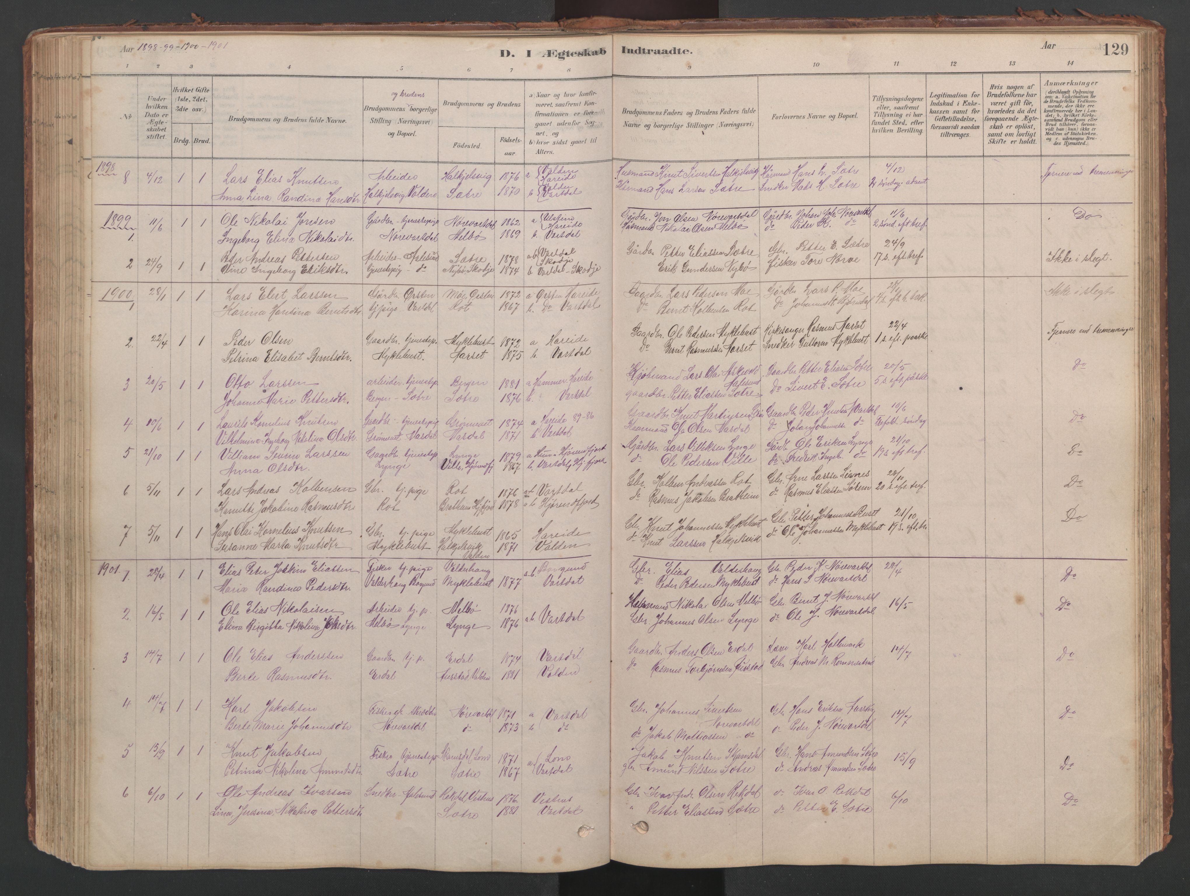 Ministerialprotokoller, klokkerbøker og fødselsregistre - Møre og Romsdal, SAT/A-1454/514/L0201: Parish register (copy) no. 514C01, 1878-1919, p. 129