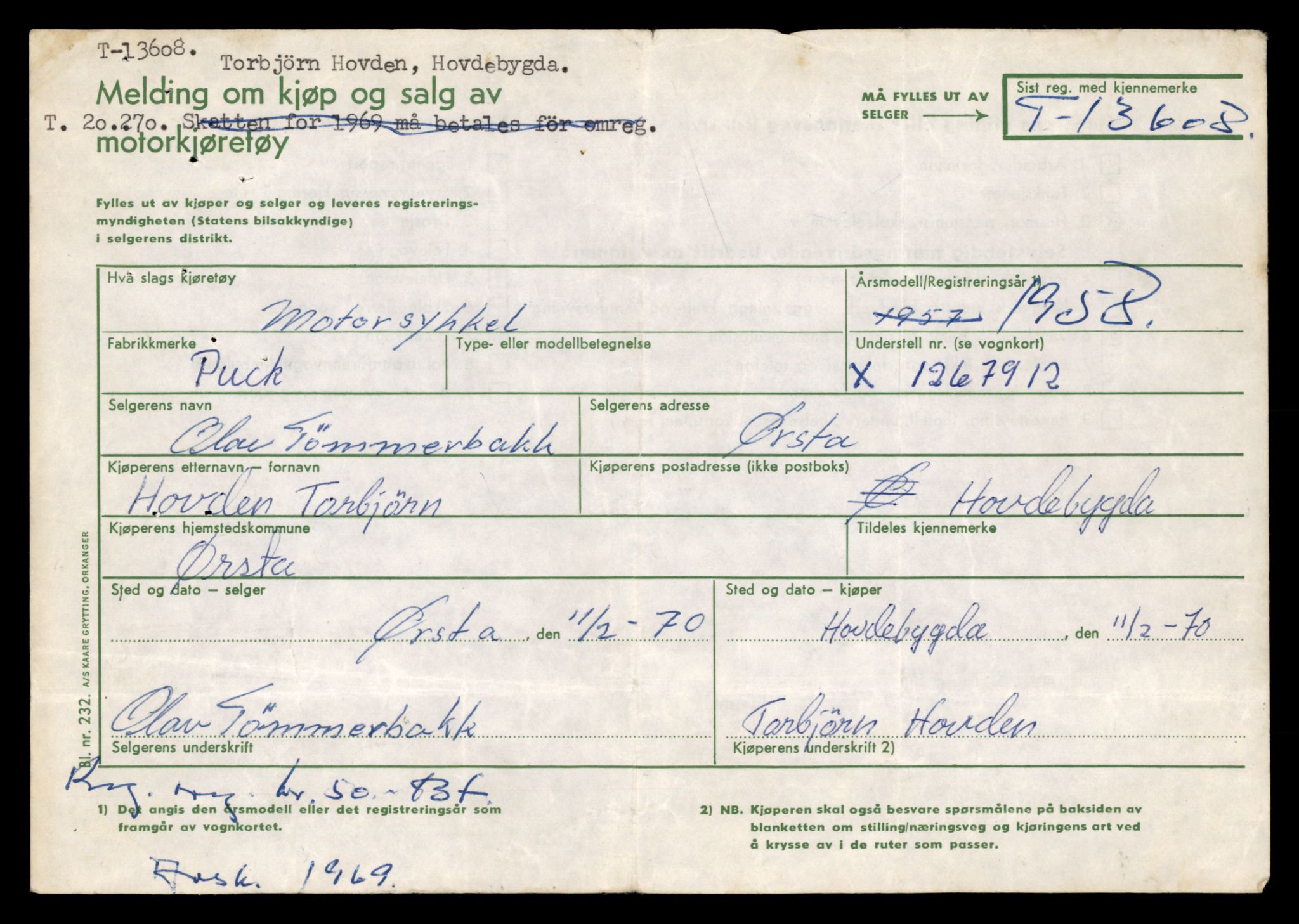 Møre og Romsdal vegkontor - Ålesund trafikkstasjon, AV/SAT-A-4099/F/Fe/L0040: Registreringskort for kjøretøy T 13531 - T 13709, 1927-1998, p. 1374