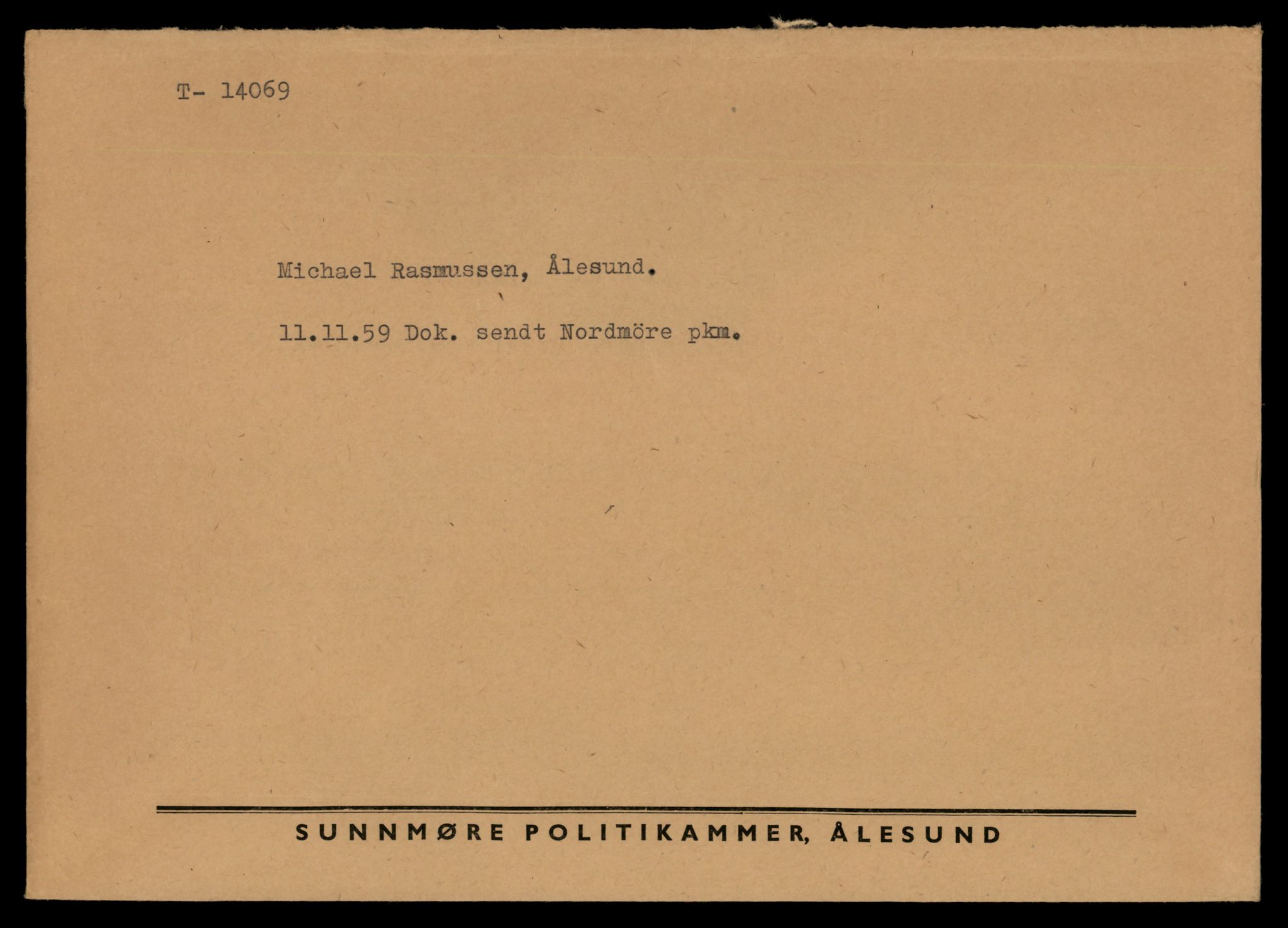 Møre og Romsdal vegkontor - Ålesund trafikkstasjon, AV/SAT-A-4099/F/Fe/L0042: Registreringskort for kjøretøy T 13906 - T 14079, 1927-1998, p. 2971