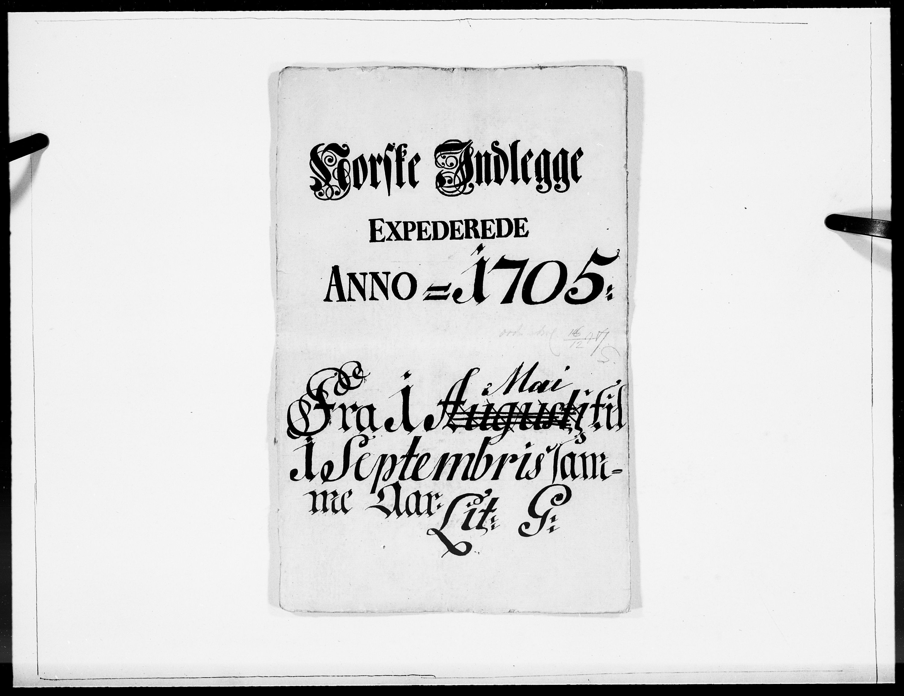 Danske Kanselli 1572-1799, AV/RA-EA-3023/F/Fc/Fcc/Fcca/L0058: Norske innlegg 1572-1799, 1705, p. 261