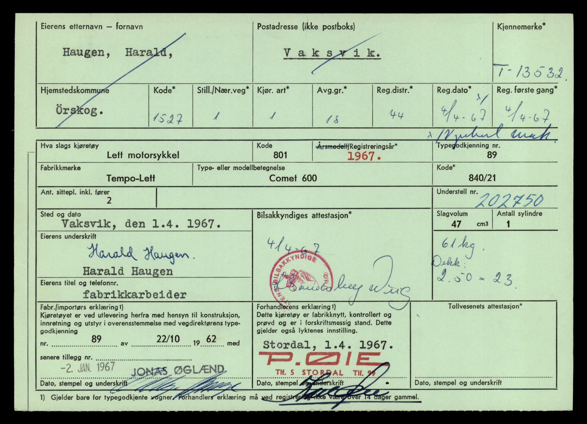 Møre og Romsdal vegkontor - Ålesund trafikkstasjon, AV/SAT-A-4099/F/Fe/L0040: Registreringskort for kjøretøy T 13531 - T 13709, 1927-1998, p. 51