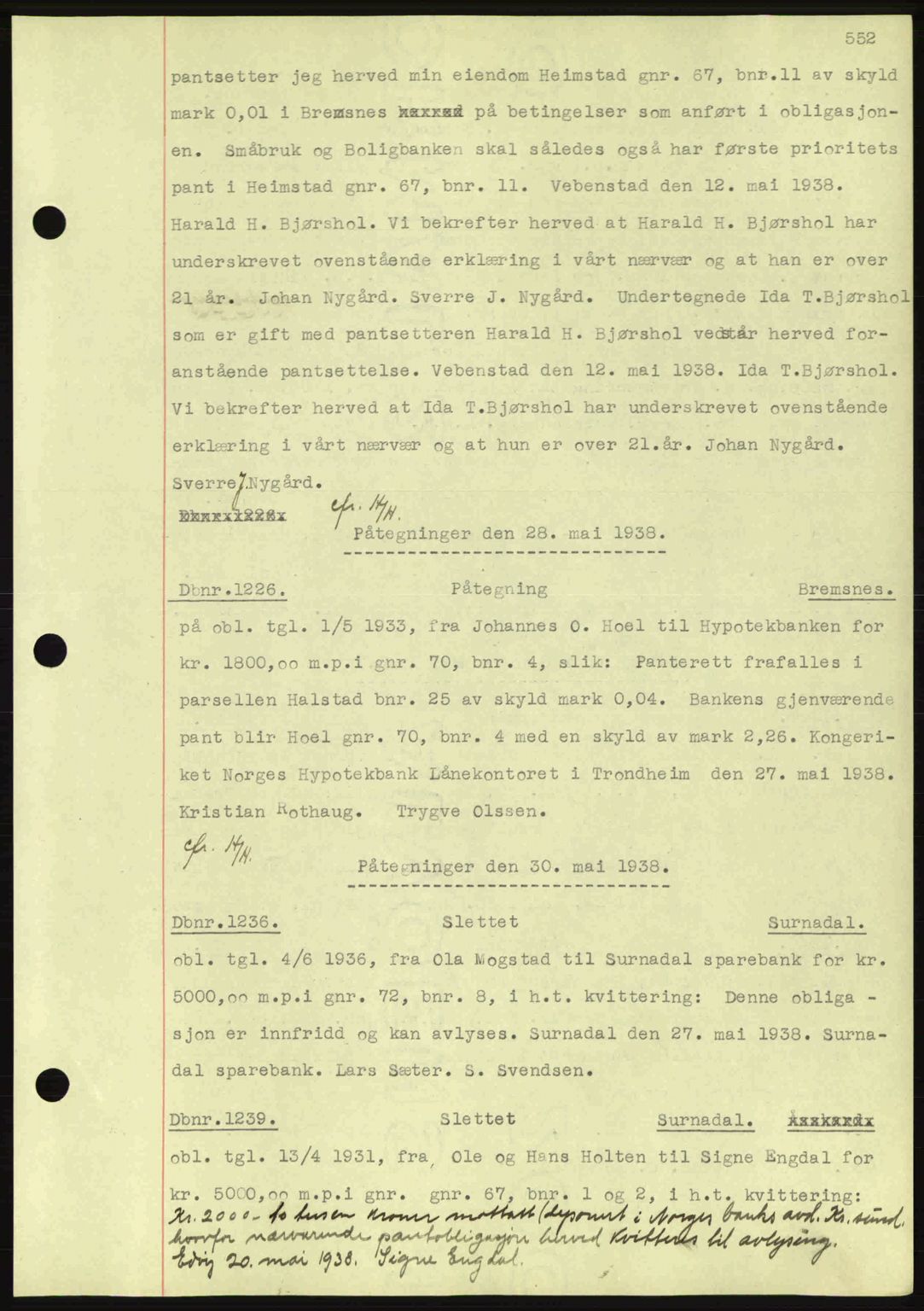 Nordmøre sorenskriveri, AV/SAT-A-4132/1/2/2Ca: Mortgage book no. C80, 1936-1939, Diary no: : 1226/1938