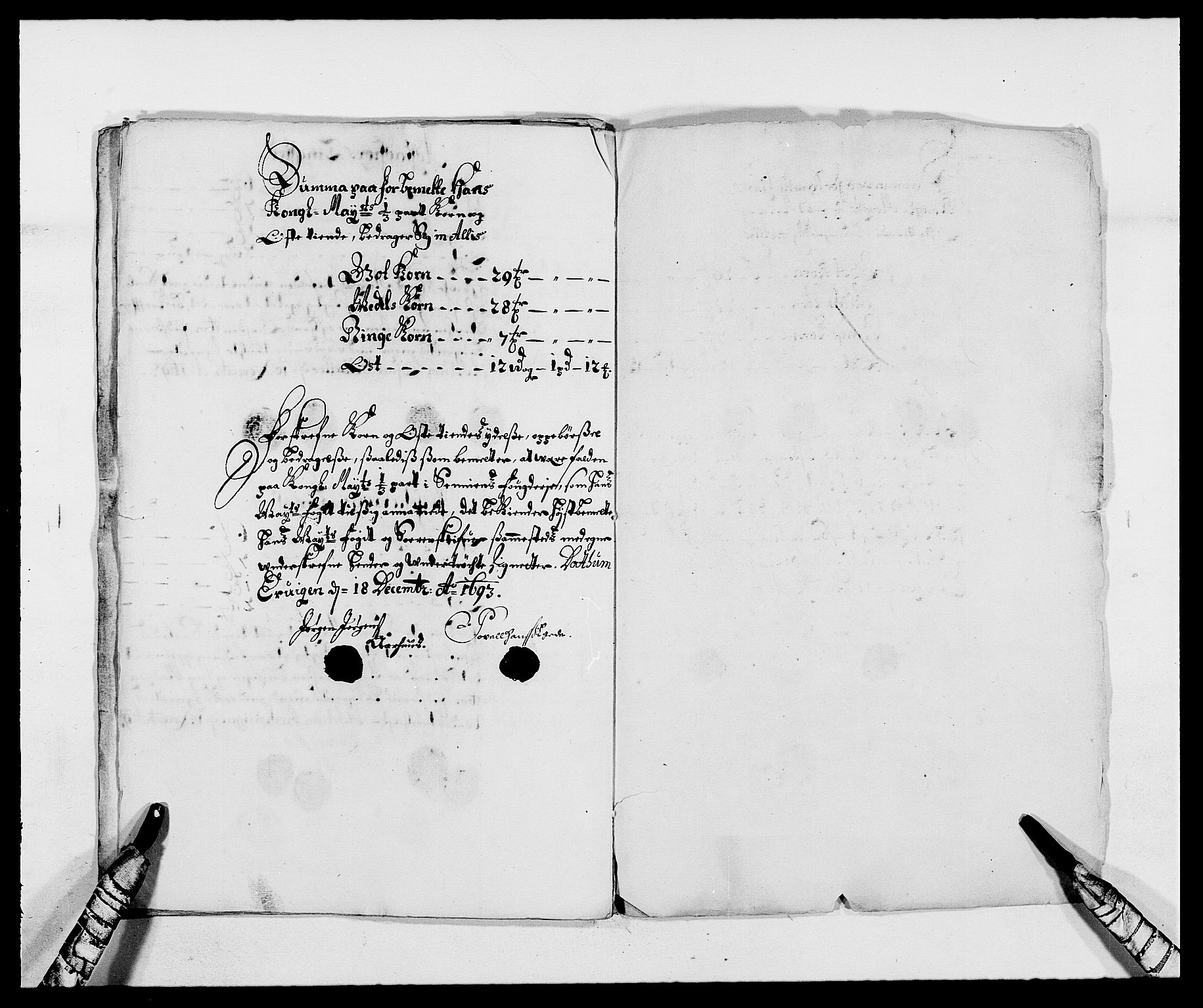 Rentekammeret inntil 1814, Reviderte regnskaper, Fogderegnskap, RA/EA-4092/R68/L4752: Fogderegnskap Senja og Troms, 1691-1693, p. 414
