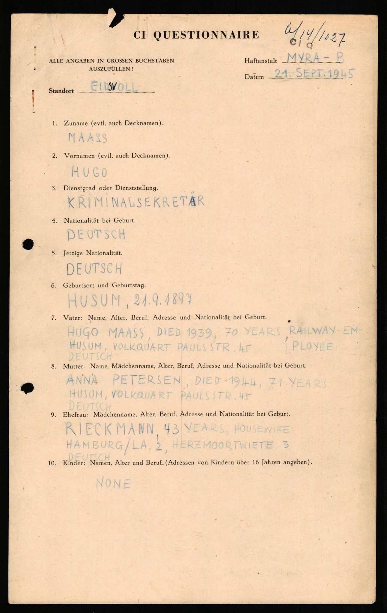 Forsvaret, Forsvarets overkommando II, AV/RA-RAFA-3915/D/Db/L0021: CI Questionaires. Tyske okkupasjonsstyrker i Norge. Tyskere., 1945-1946, p. 2