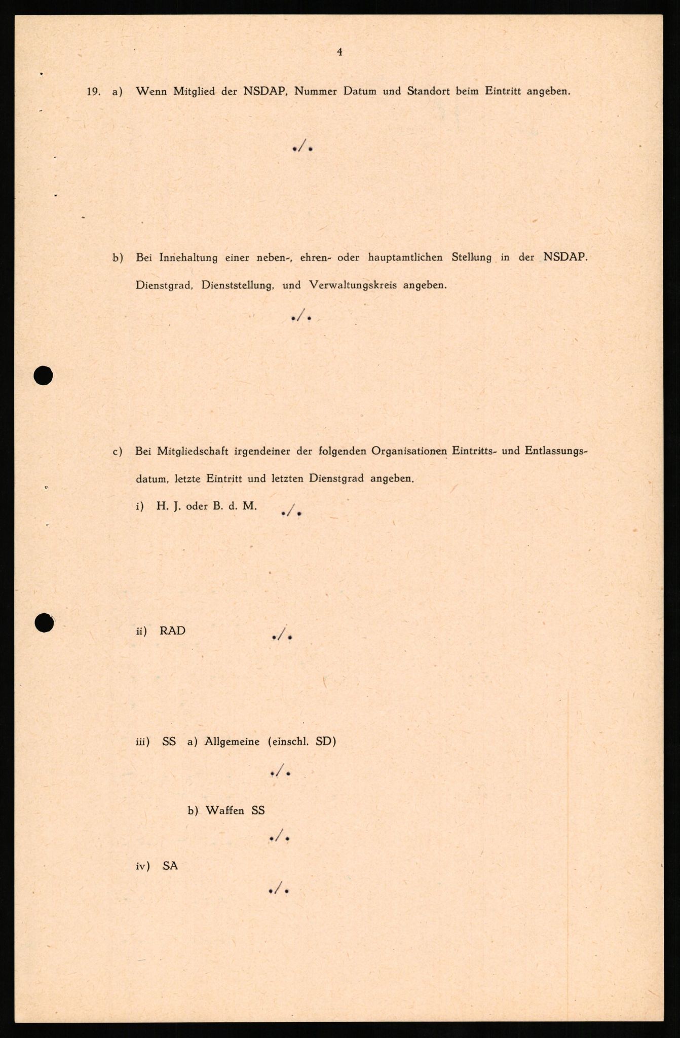 Forsvaret, Forsvarets overkommando II, AV/RA-RAFA-3915/D/Db/L0015: CI Questionaires. Tyske okkupasjonsstyrker i Norge. Tyskere., 1945-1946, p. 150