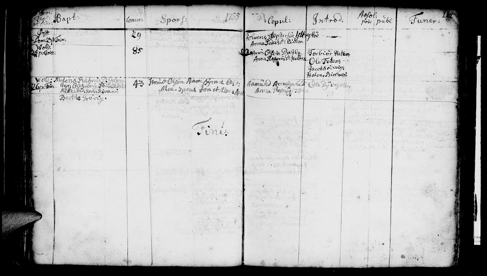 Ministerialprotokoller, klokkerbøker og fødselsregistre - Møre og Romsdal, AV/SAT-A-1454/511/L0135: Parish register (official) no. 511A02, 1741-1760, p. 114