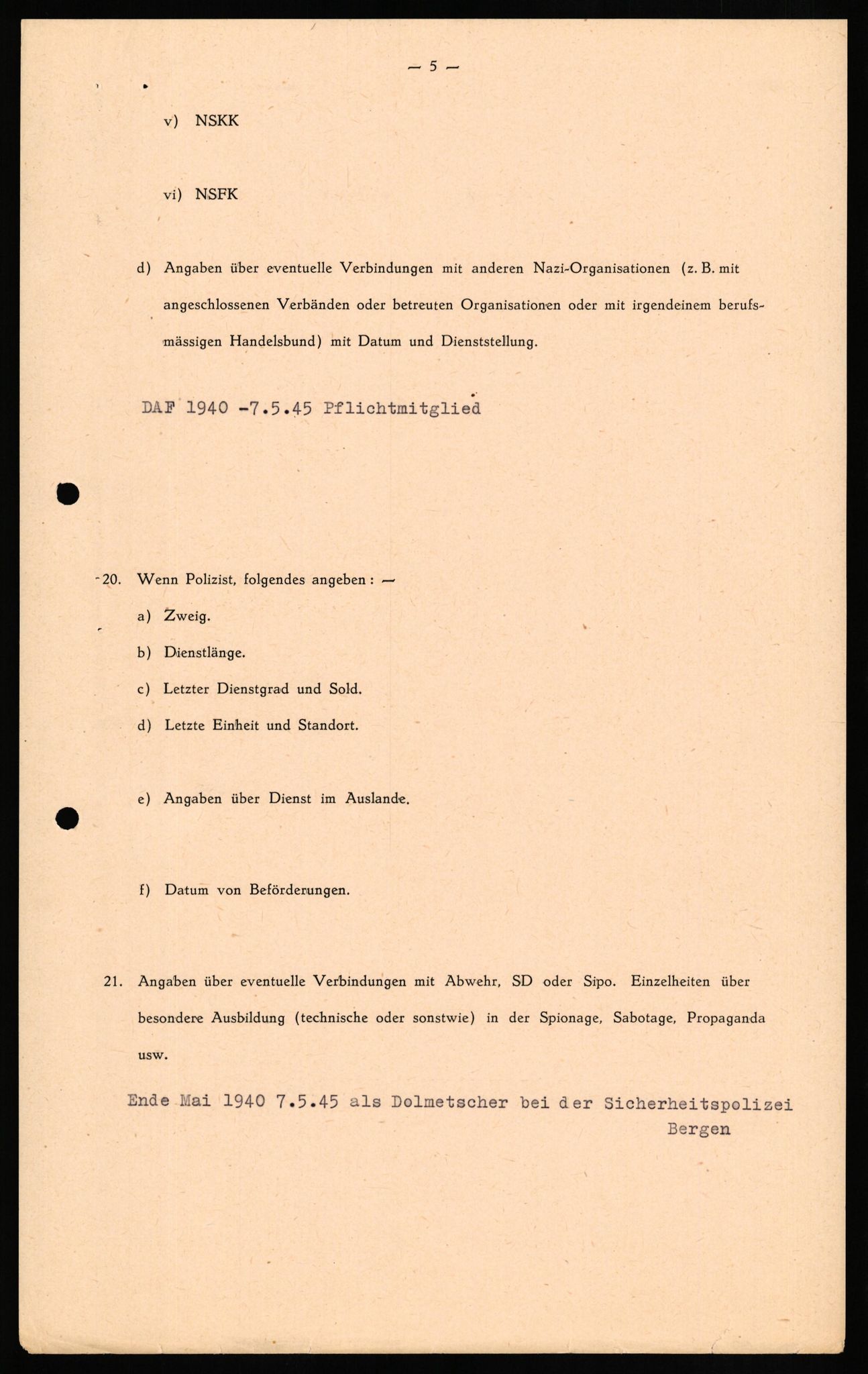 Forsvaret, Forsvarets overkommando II, AV/RA-RAFA-3915/D/Db/L0019: CI Questionaires. Tyske okkupasjonsstyrker i Norge. Tyskere., 1945-1946, p. 112