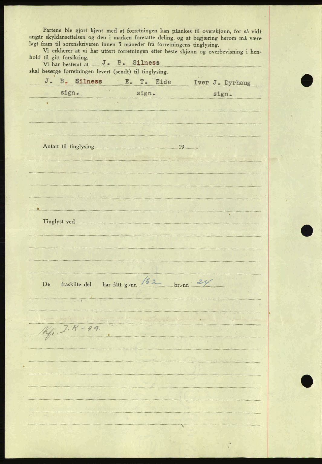 Nordmøre sorenskriveri, AV/SAT-A-4132/1/2/2Ca: Mortgage book no. A100a, 1945-1945, Diary no: : 1327/1945