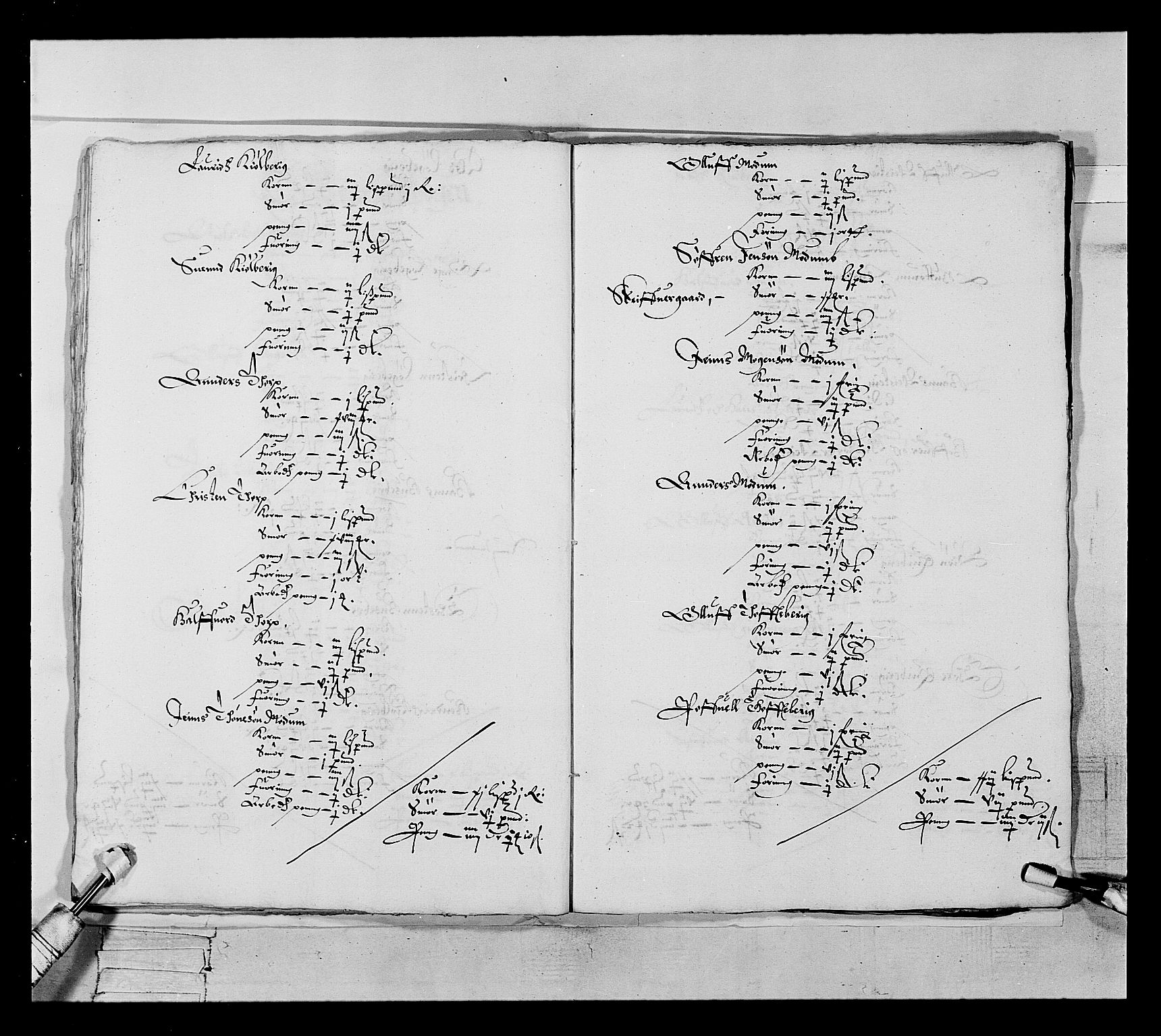 Stattholderembetet 1572-1771, AV/RA-EA-2870/Ek/L0022/0001: Jordebøker 1633-1658: / Jordebok over viss rente i Tune, Åbygge, Hvaler og Veme skipreide, 1646-1647, p. 22