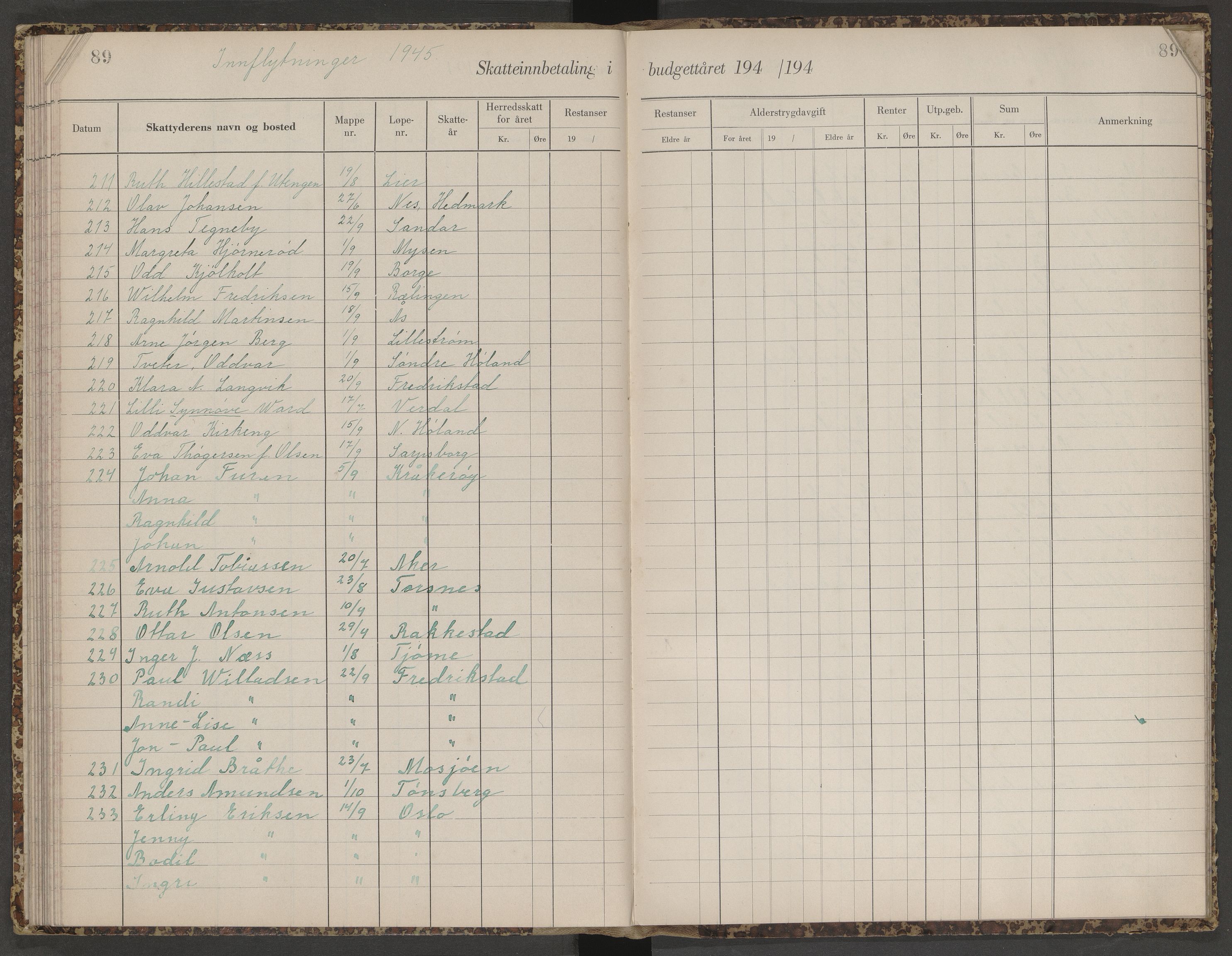 Skjeberg folkeregister, AV/SAO-A-10495/K/Ka/L0003: Fortegnelse over inn- og utflyttede, 1943-1947, p. 89