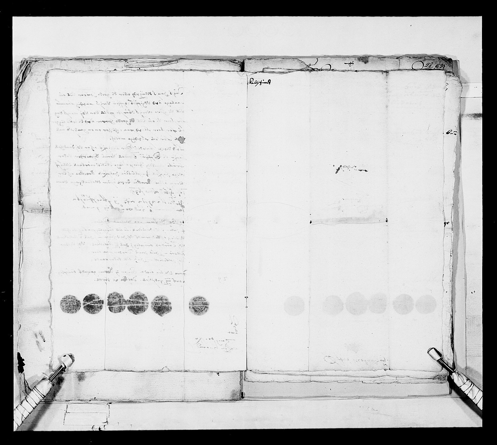 Stattholderembetet 1572-1771, AV/RA-EA-2870/Ek/L0018/0002: Jordebøker 1633-1658: / Odelsjordebøker for en del av Nedenes len, 1639, p. 9