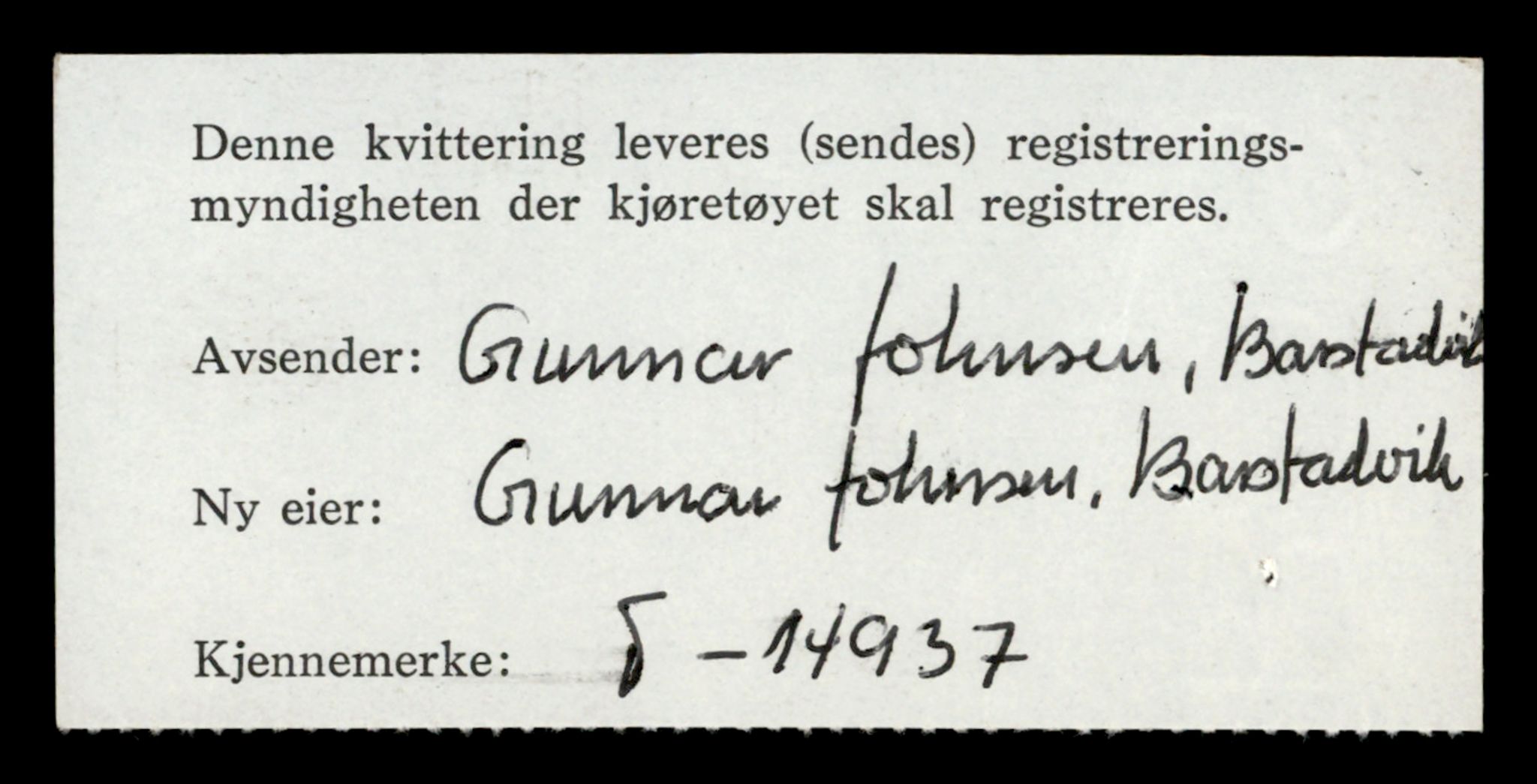 Møre og Romsdal vegkontor - Ålesund trafikkstasjon, AV/SAT-A-4099/F/Fe/L0049: Registreringskort for kjøretøy T 14864 - T 18613, 1927-1998, p. 1686