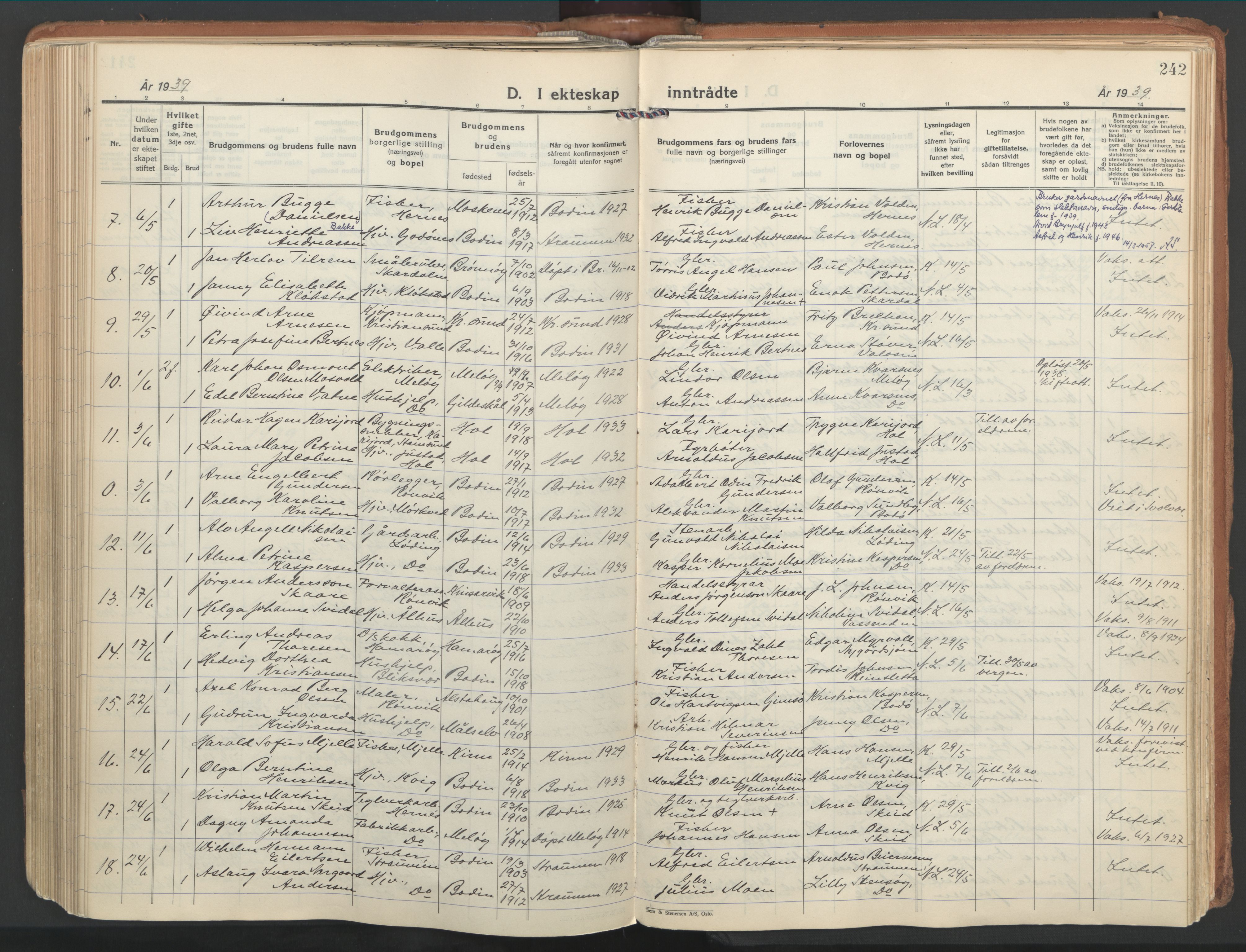 Ministerialprotokoller, klokkerbøker og fødselsregistre - Nordland, SAT/A-1459/802/L0061: Parish register (official) no. 802A08, 1933-1946, p. 242