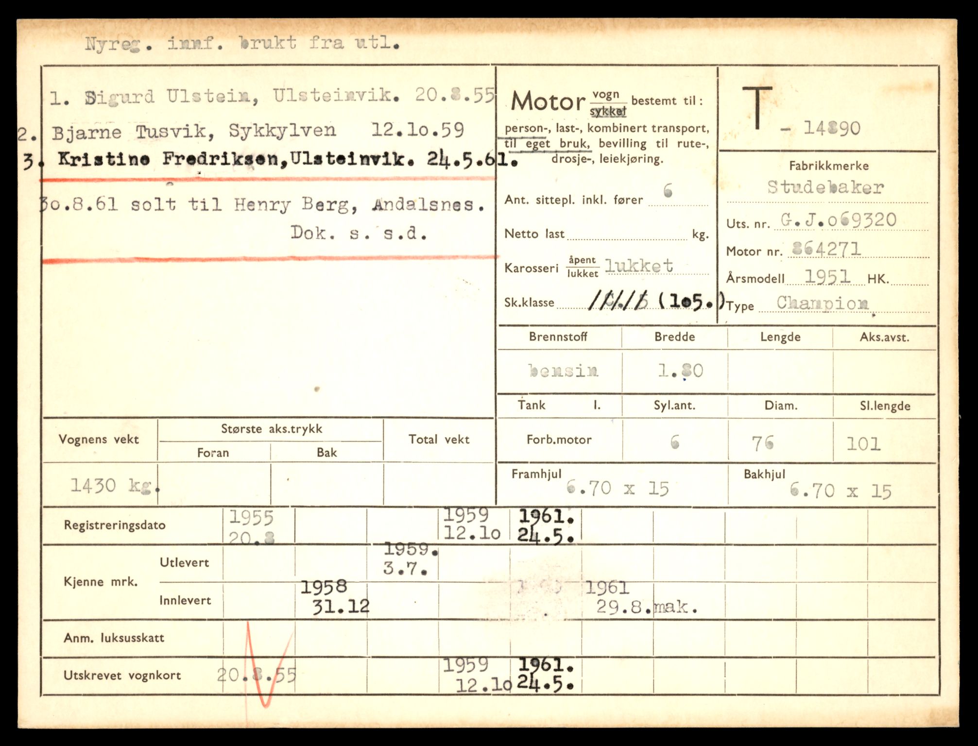 Møre og Romsdal vegkontor - Ålesund trafikkstasjon, AV/SAT-A-4099/F/Fe/L0049: Registreringskort for kjøretøy T 14864 - T 18613, 1927-1998, p. 653