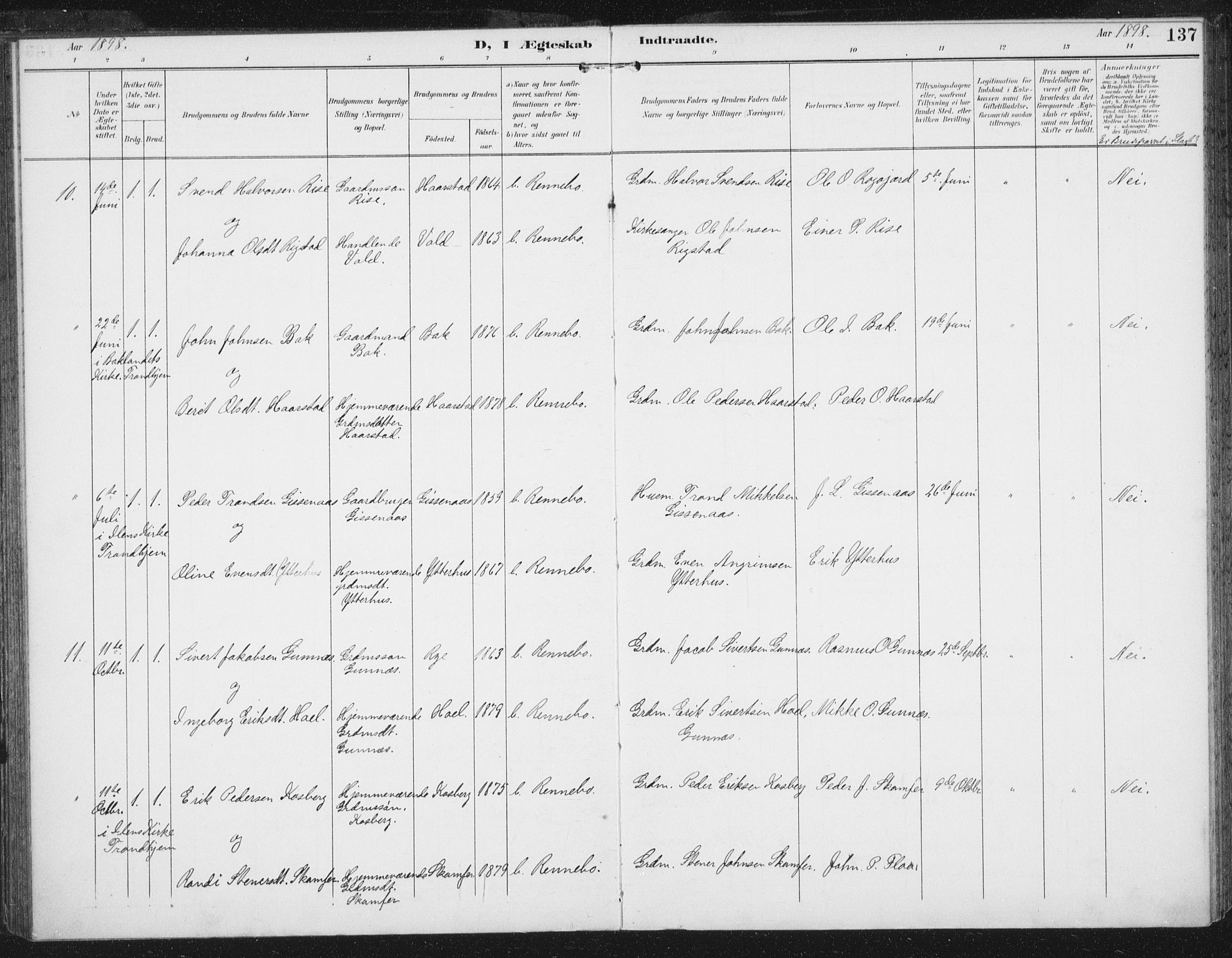 Ministerialprotokoller, klokkerbøker og fødselsregistre - Sør-Trøndelag, AV/SAT-A-1456/674/L0872: Parish register (official) no. 674A04, 1897-1907, p. 137