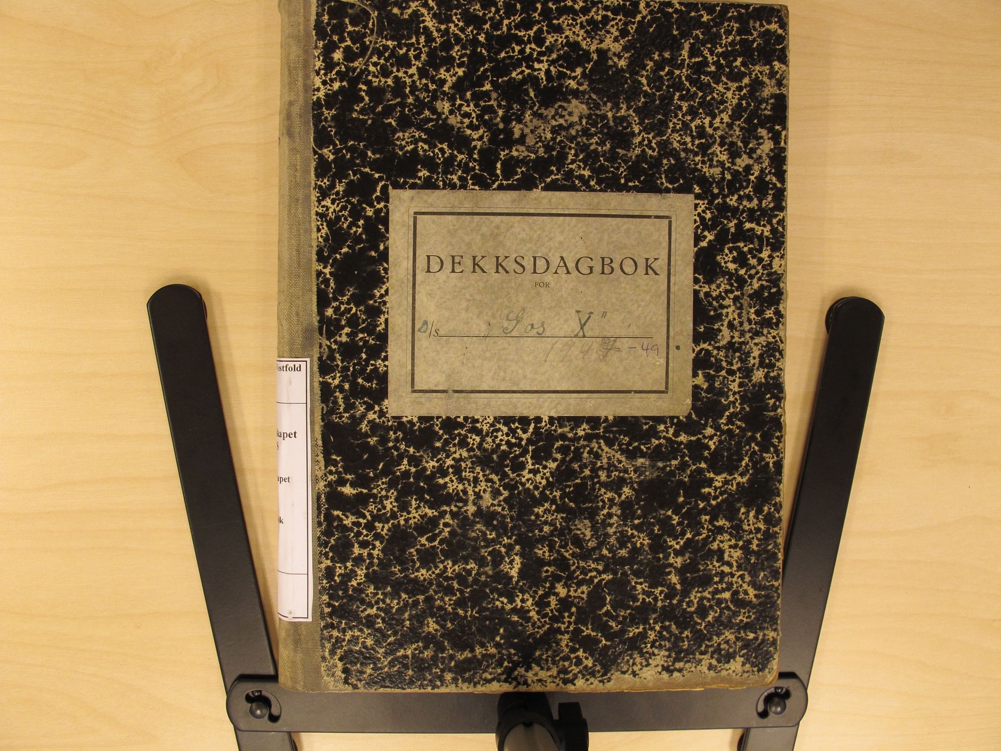 Pa 262 - Hvalfangerselskapet Pelagos AS, VEMU/A-1330/F/Fa/L0065: Gos X, hb - dekksdagbok, 1947-1949
