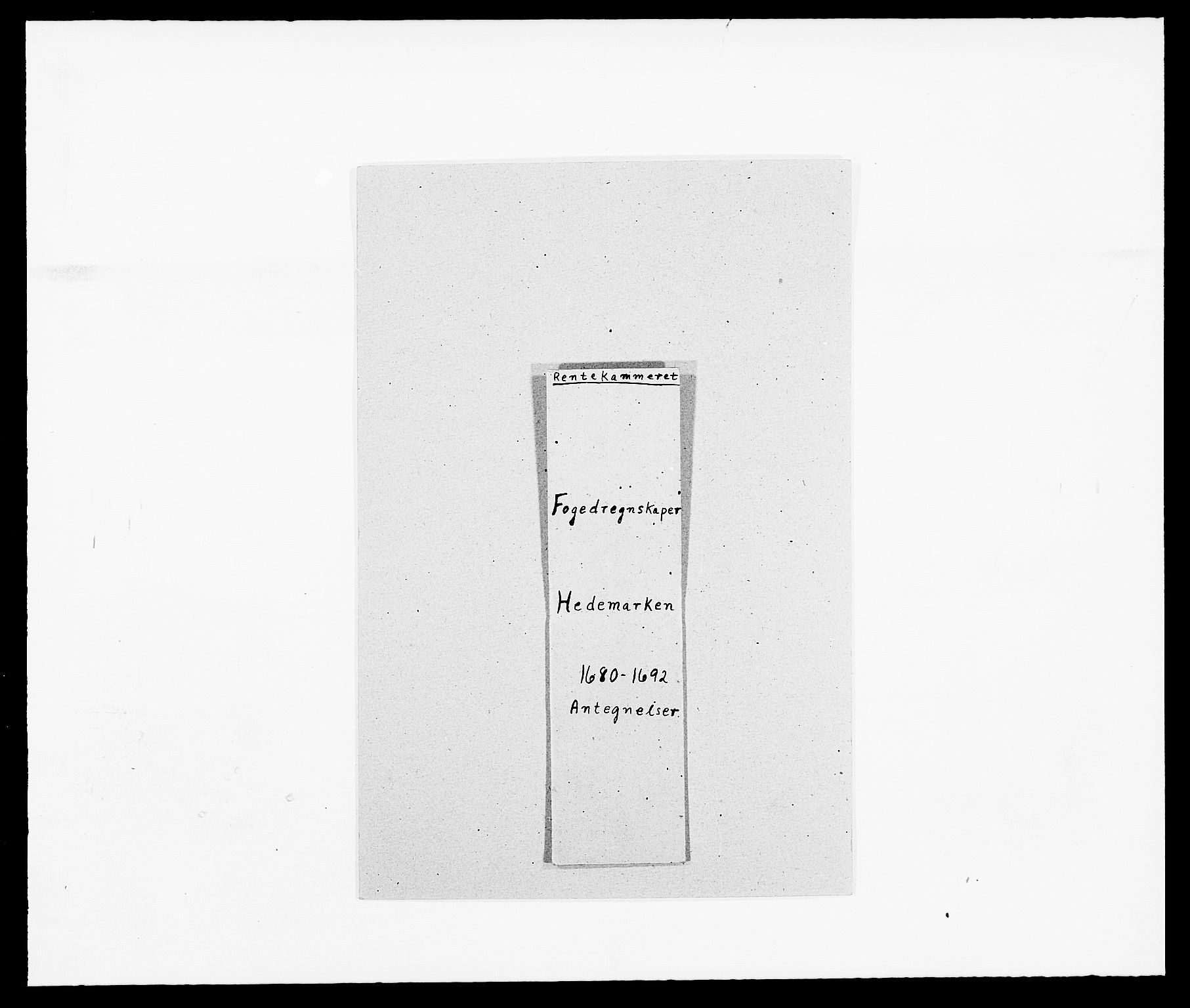 Rentekammeret inntil 1814, Reviderte regnskaper, Fogderegnskap, RA/EA-4092/R16/L1033: Fogderegnskap Hedmark, 1692, p. 1
