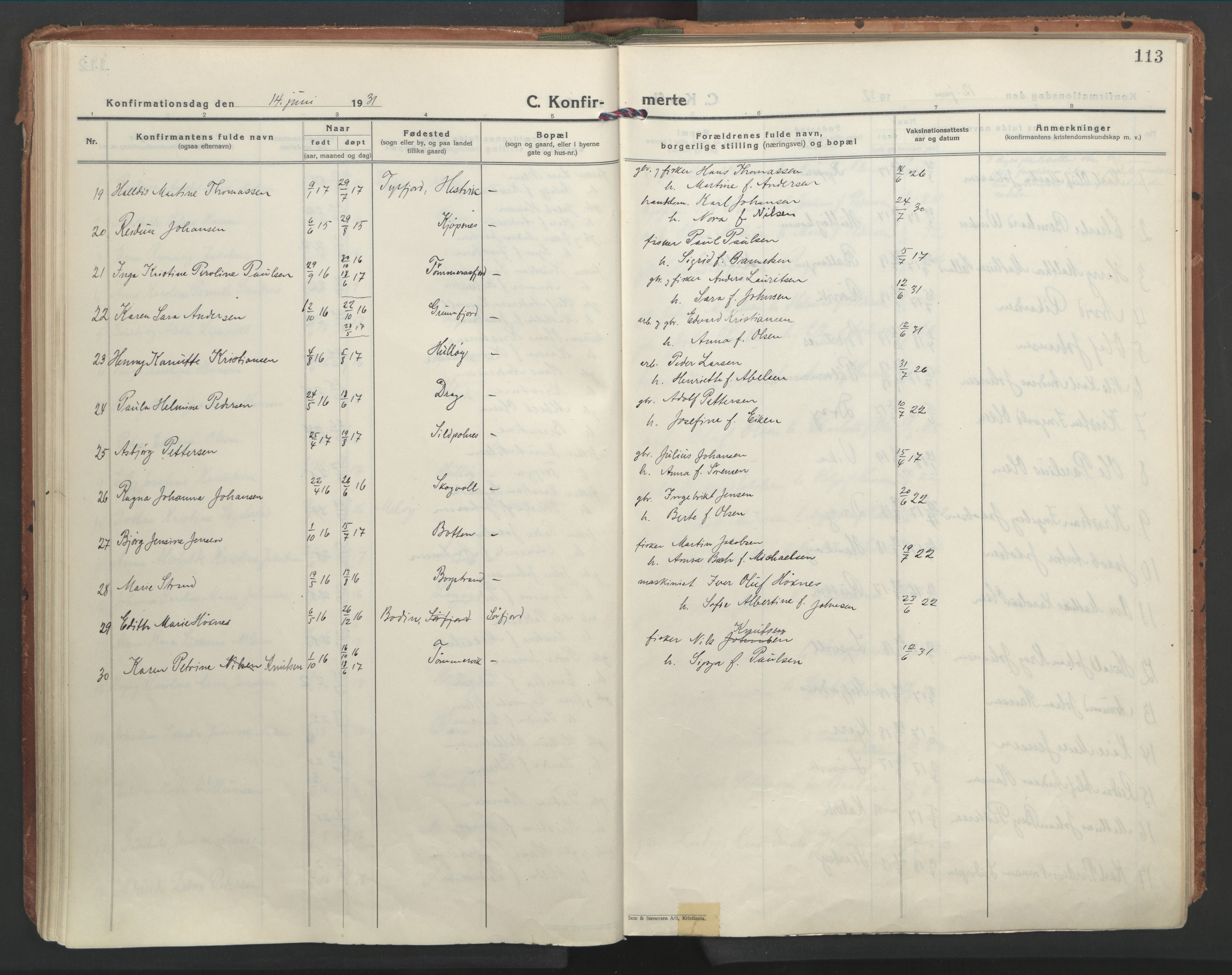 Ministerialprotokoller, klokkerbøker og fødselsregistre - Nordland, AV/SAT-A-1459/861/L0873: Parish register (official) no. 861A08, 1923-1932, p. 113