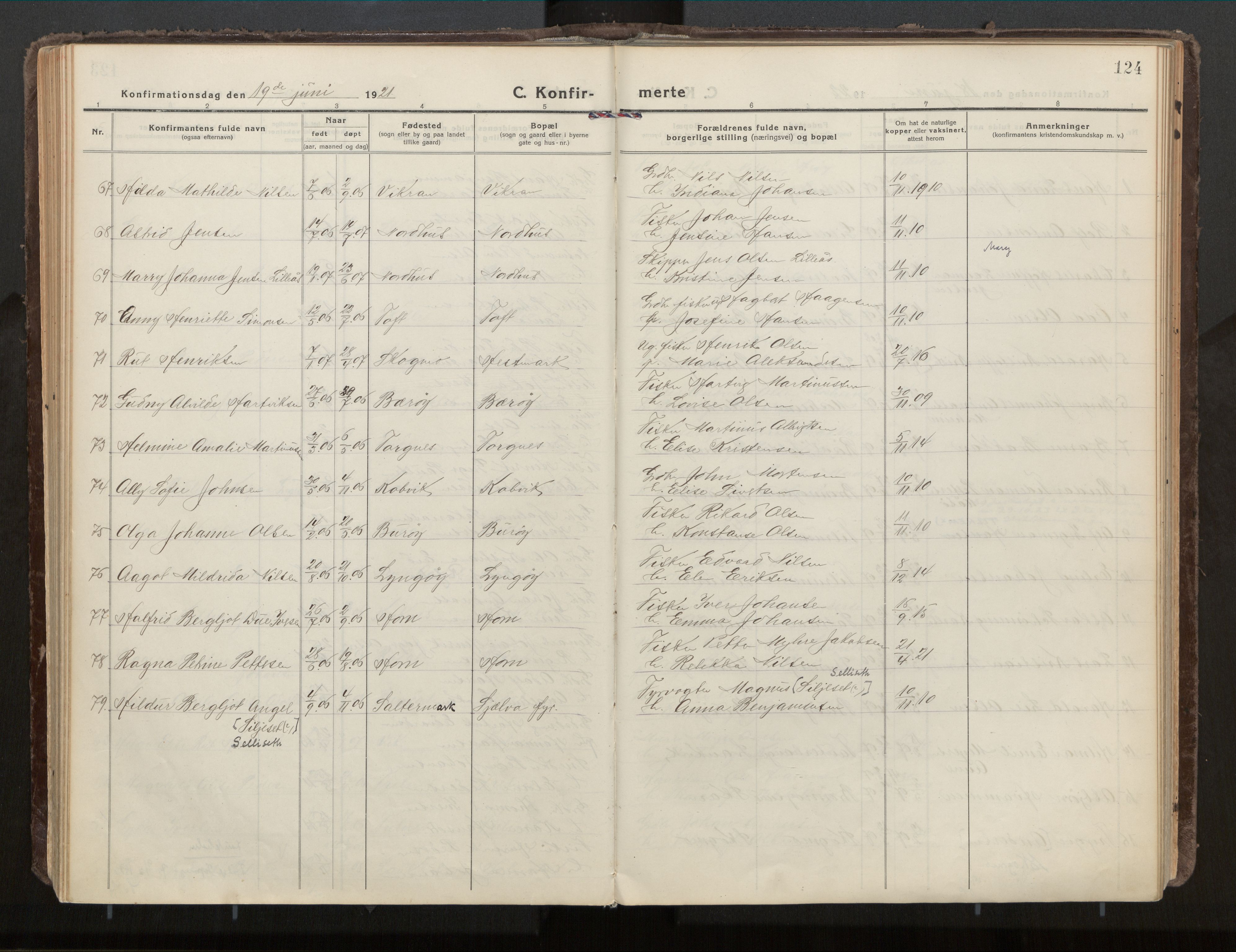 Ministerialprotokoller, klokkerbøker og fødselsregistre - Nordland, AV/SAT-A-1459/813/L0207a: Parish register (official) no. 813A18, 1919-1927, p. 124